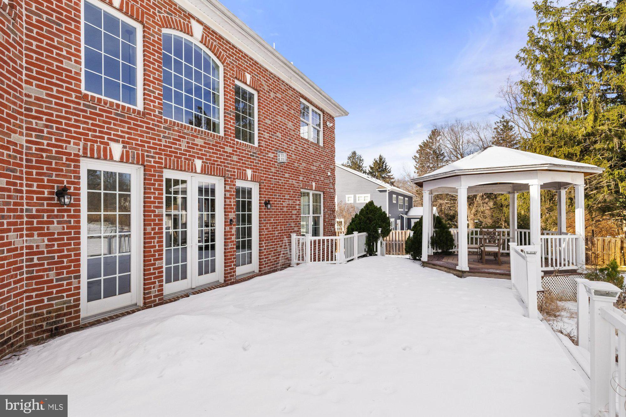 LITTLE VIENNA ESTATES - Residential