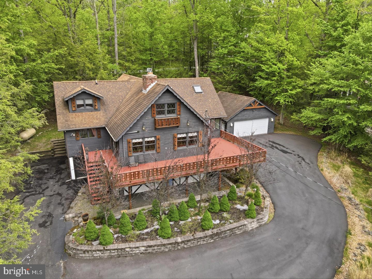 TANGLEWOOD LAKES - Residential