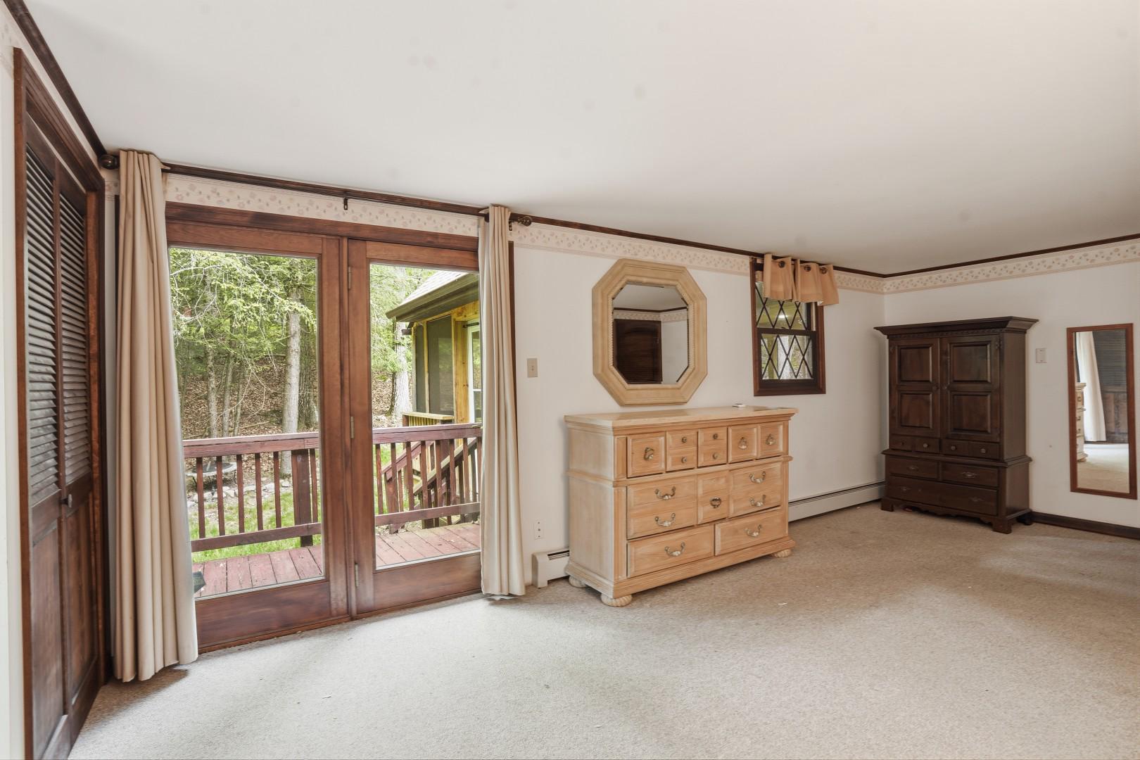 TANGLEWOOD LAKES - Residential