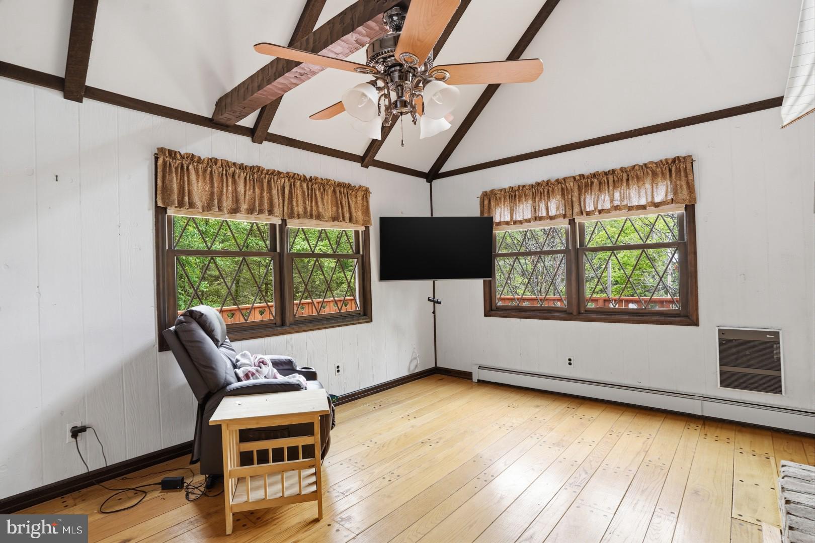 TANGLEWOOD LAKES - Residential