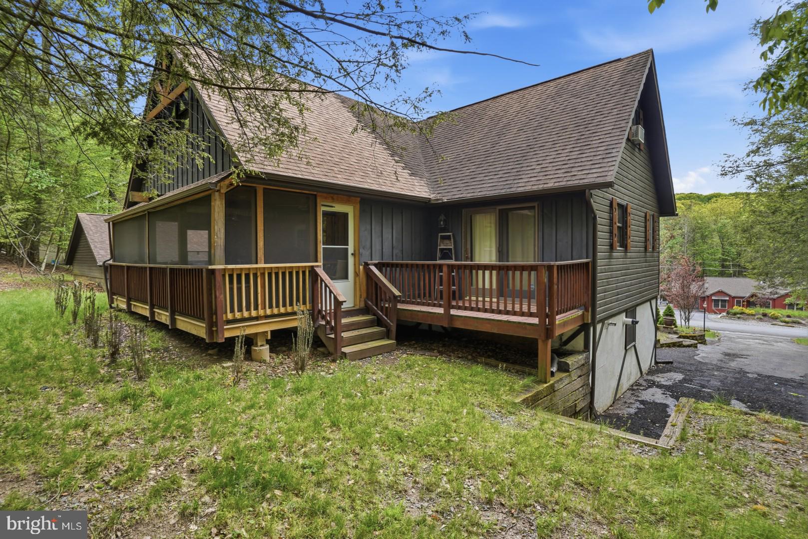 TANGLEWOOD LAKES - Residential
