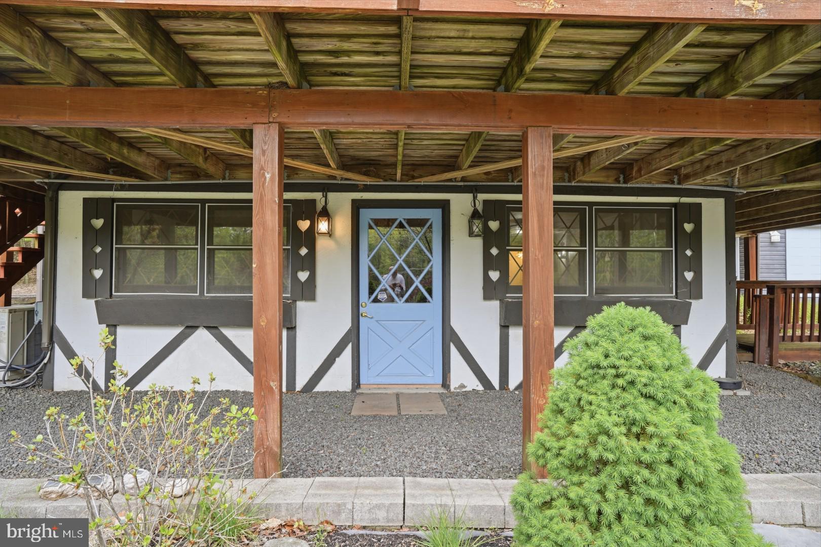 TANGLEWOOD LAKES - Residential
