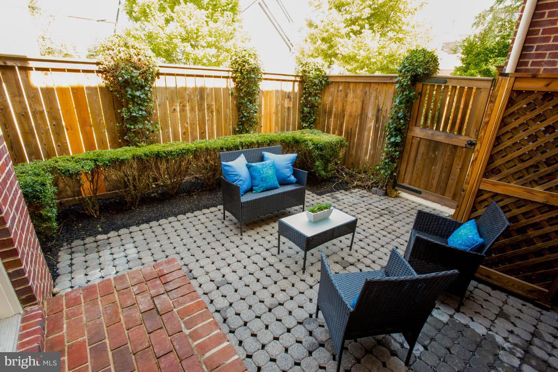 ACTONS LANDING CONDOS - Residential