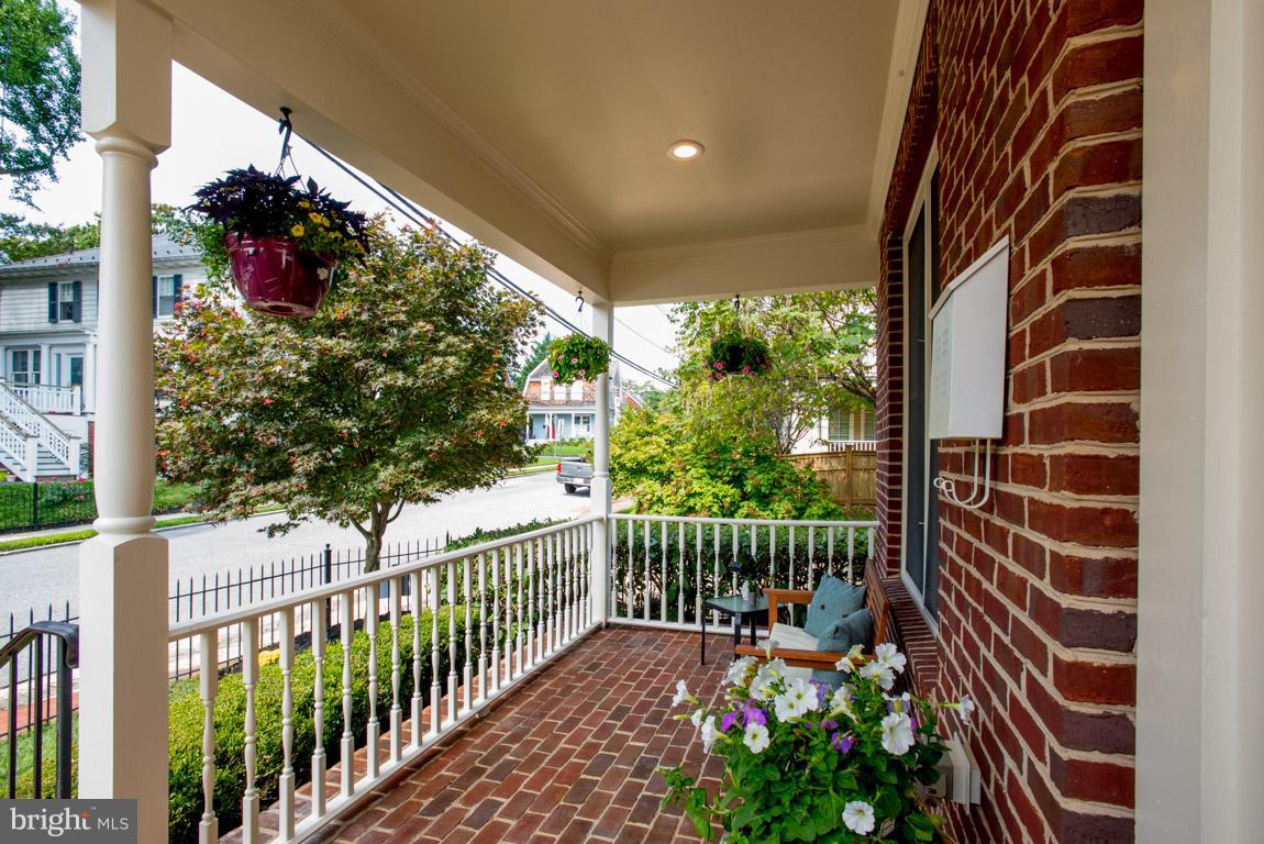 ACTONS LANDING CONDOS - Residential