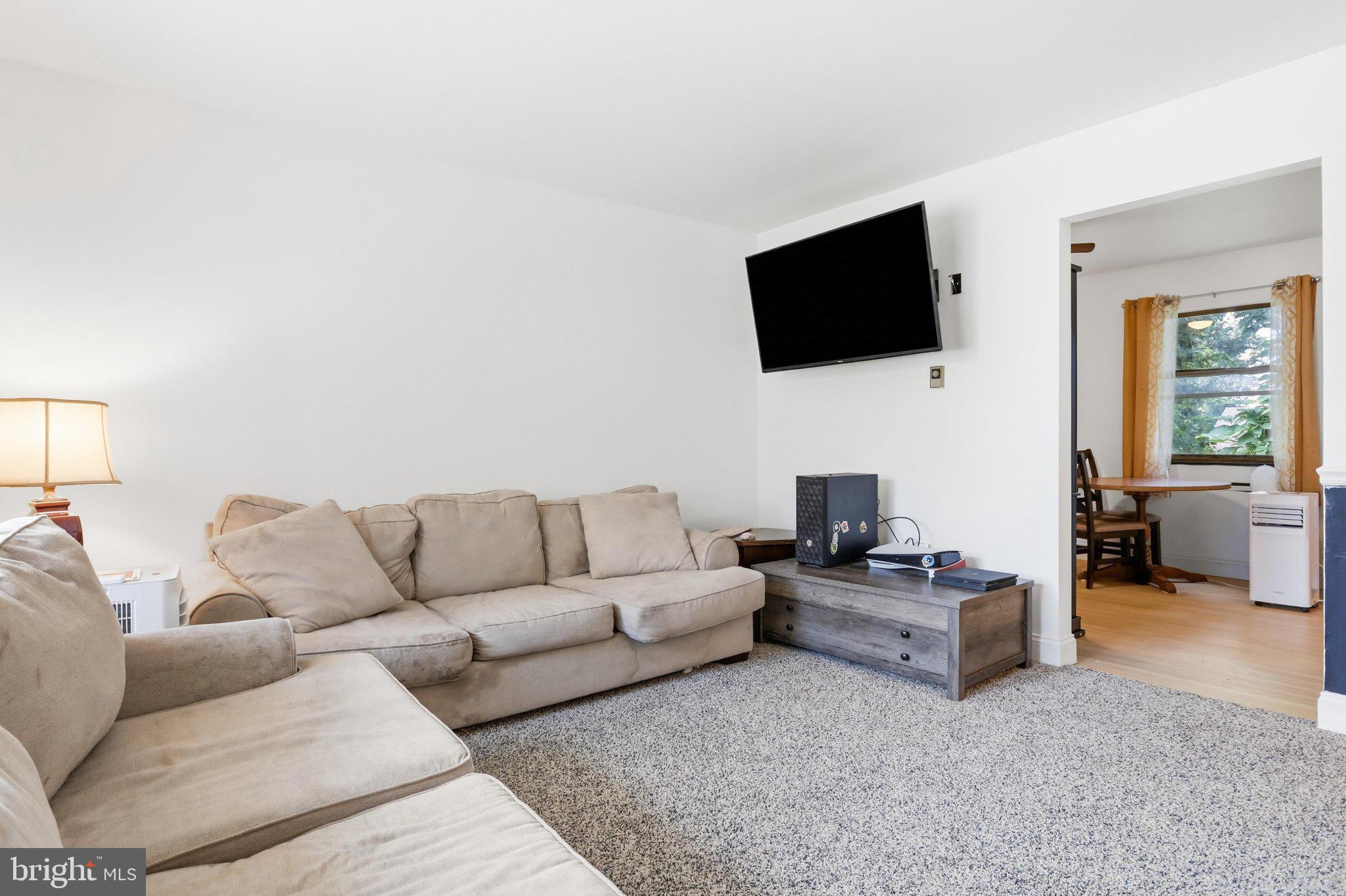 PATRICK HENRY ESTATES - Residential