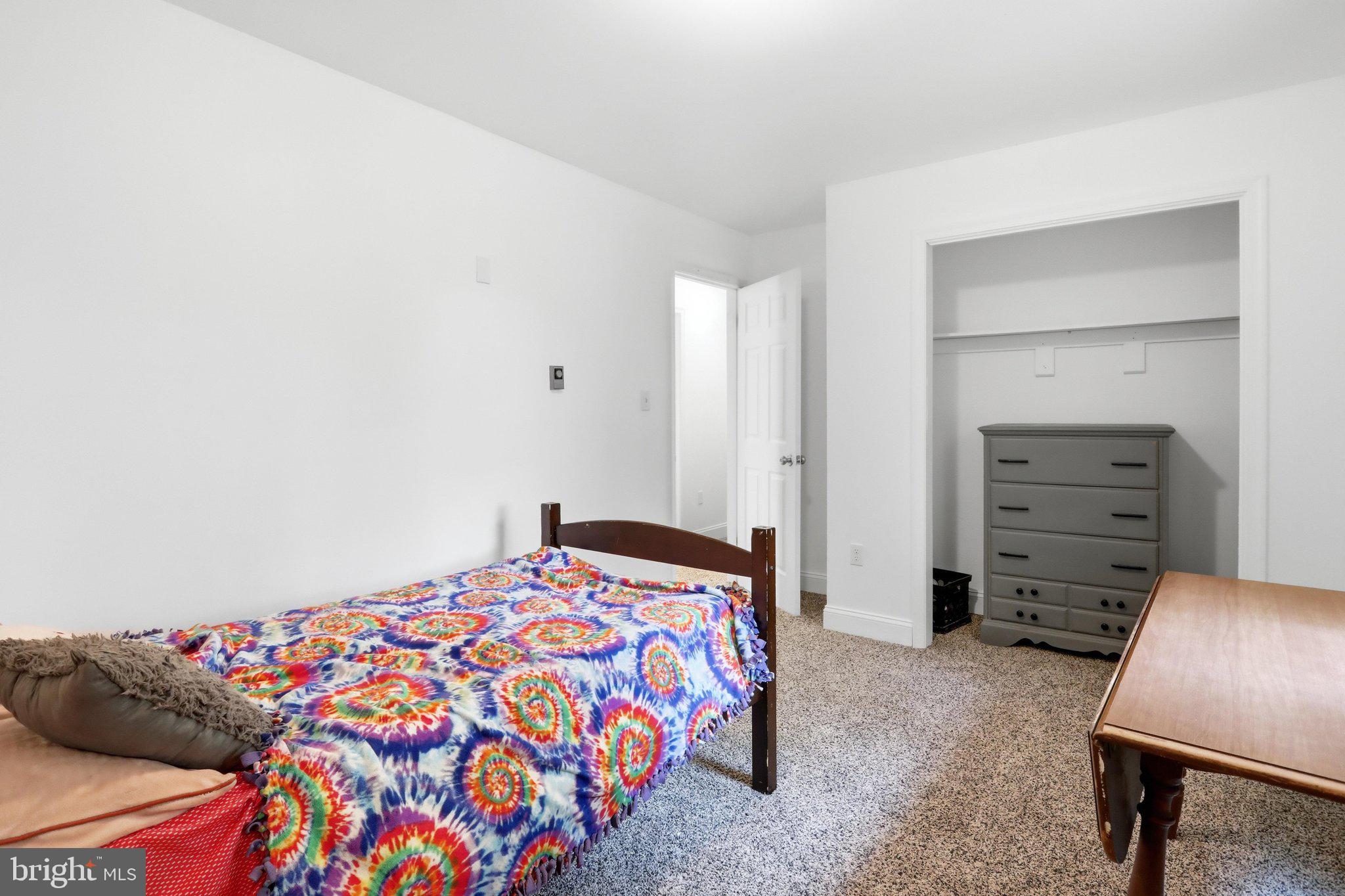 PATRICK HENRY ESTATES - Residential