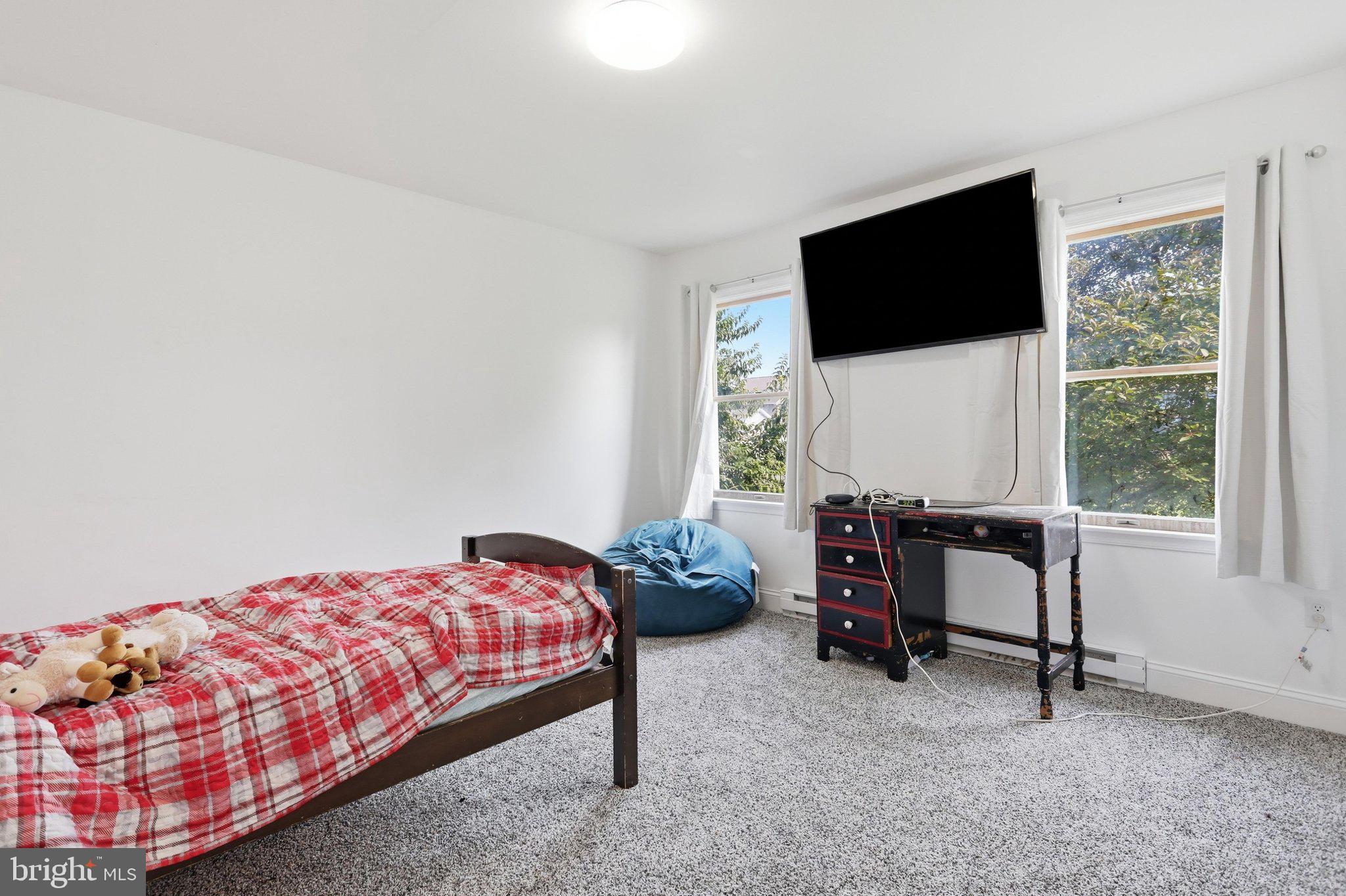 PATRICK HENRY ESTATES - Residential