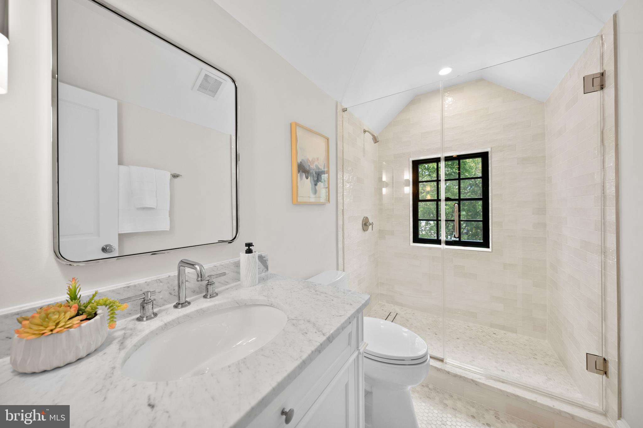 BERKLEY - Residential