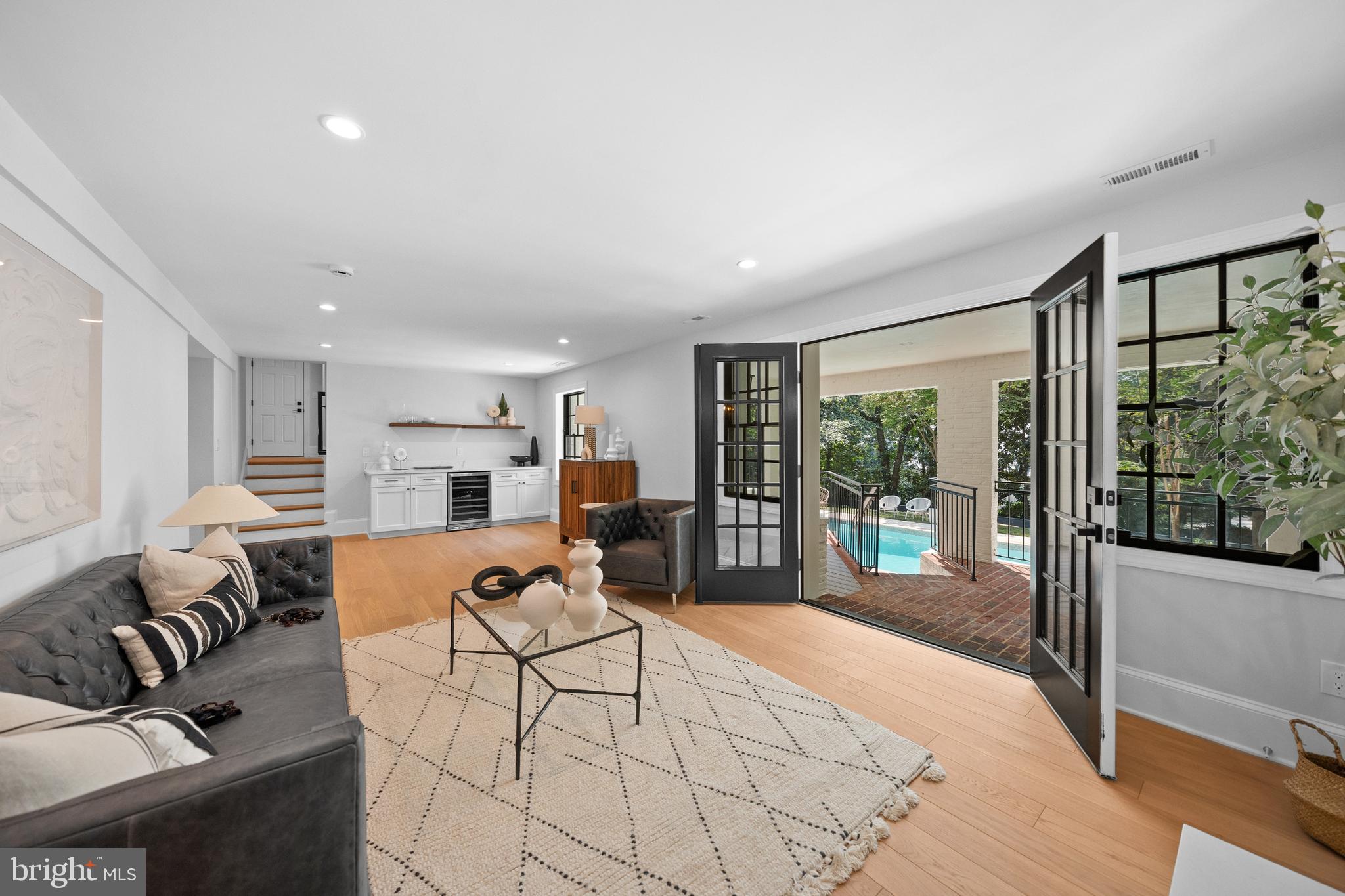 BERKLEY - Residential