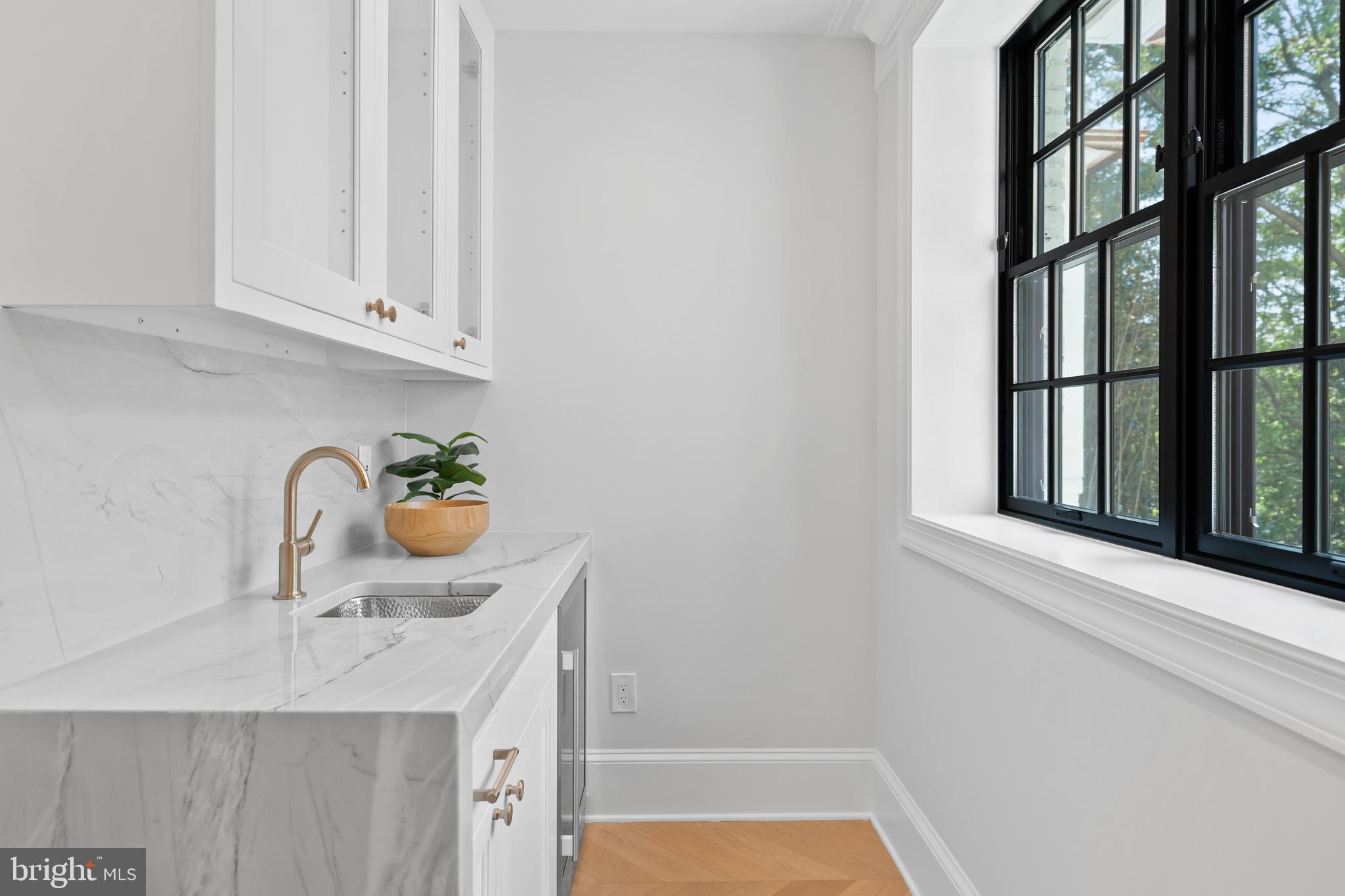 BERKLEY - Residential