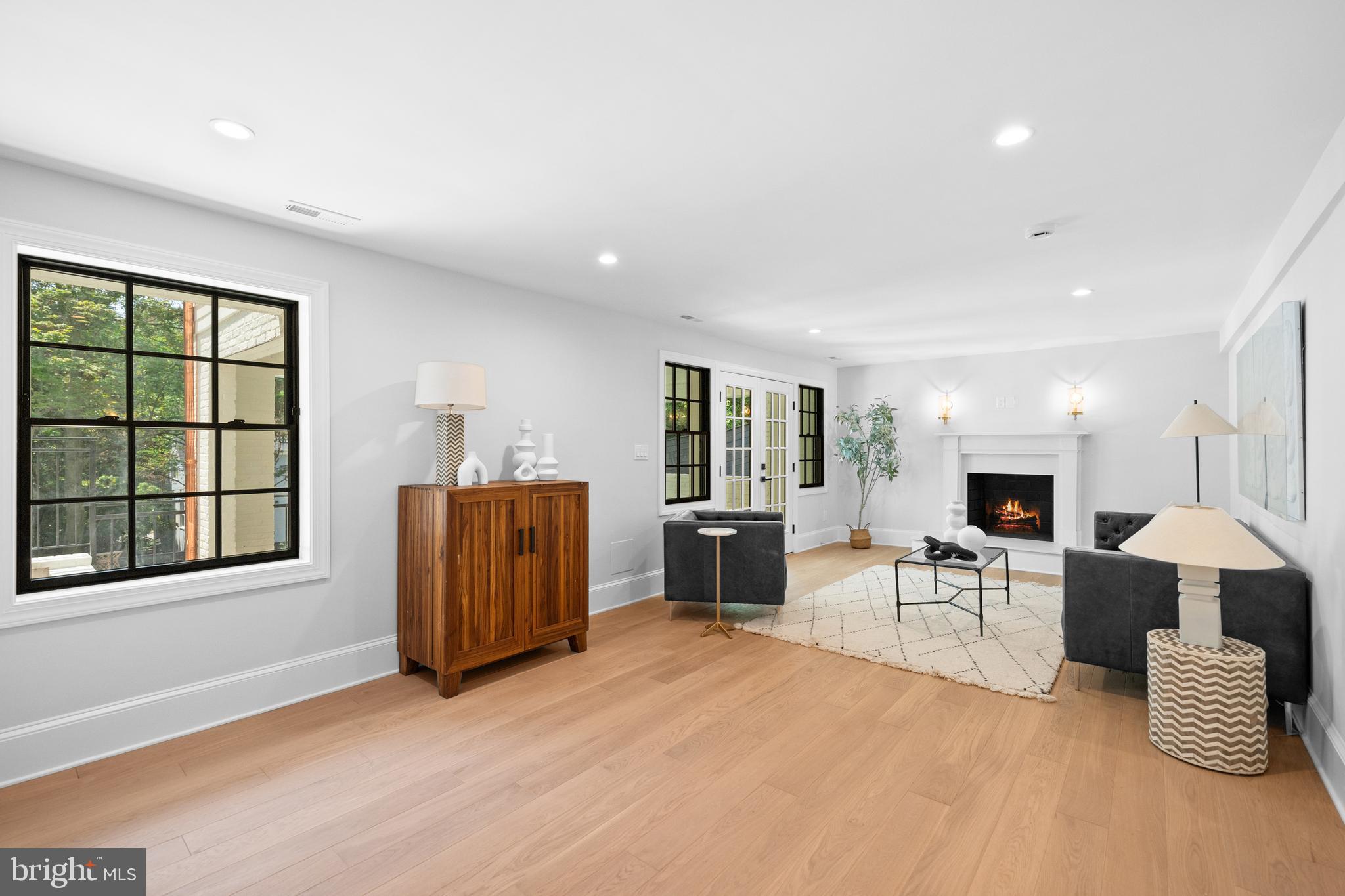 BERKLEY - Residential