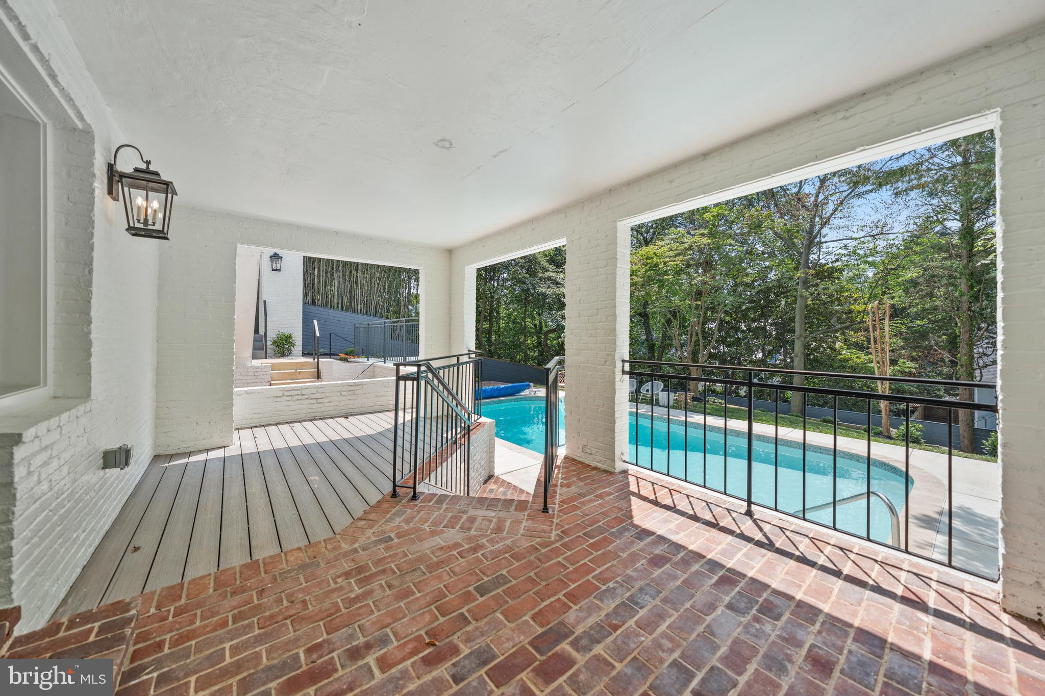 BERKLEY - Residential