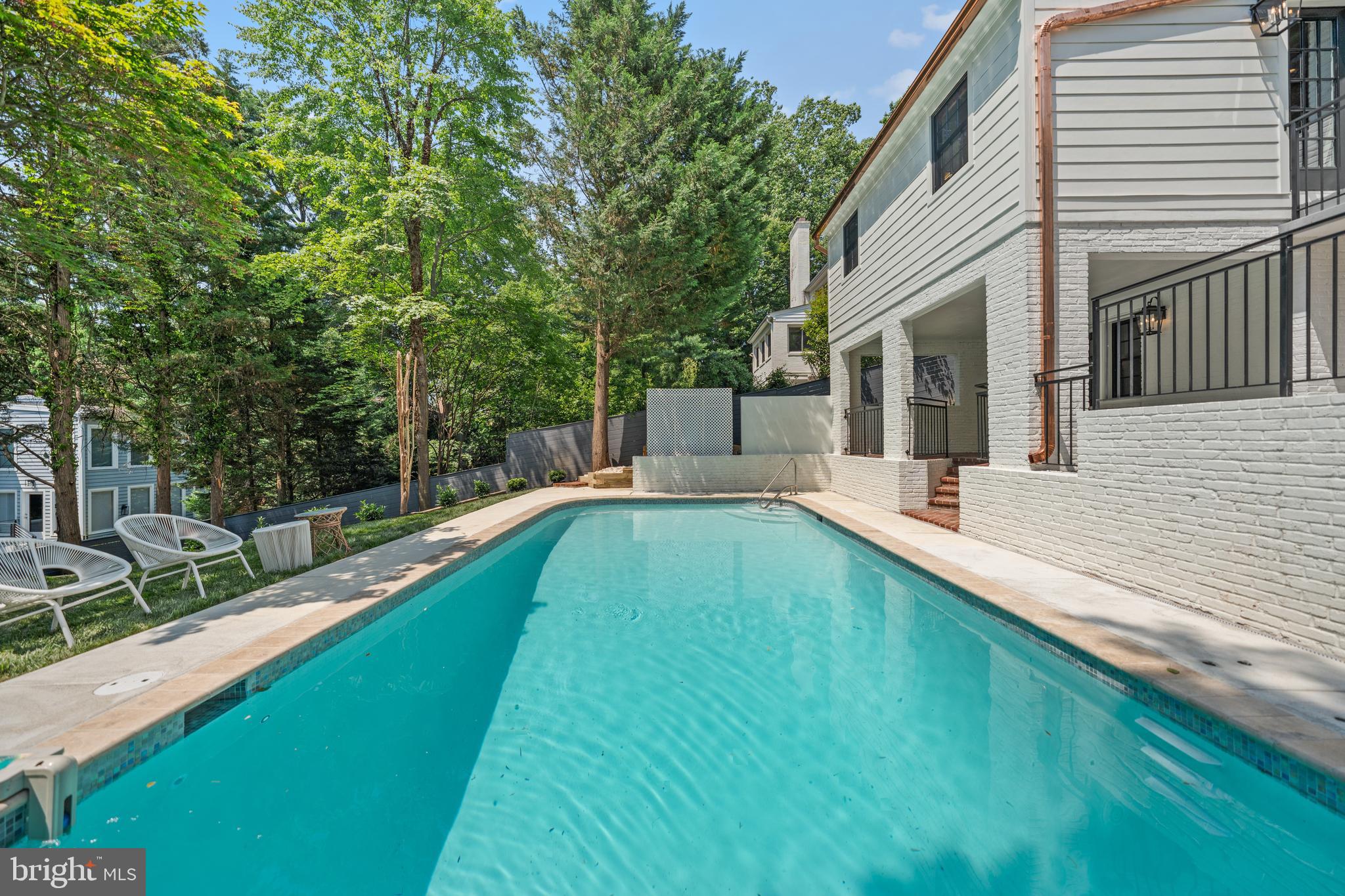BERKLEY - Residential