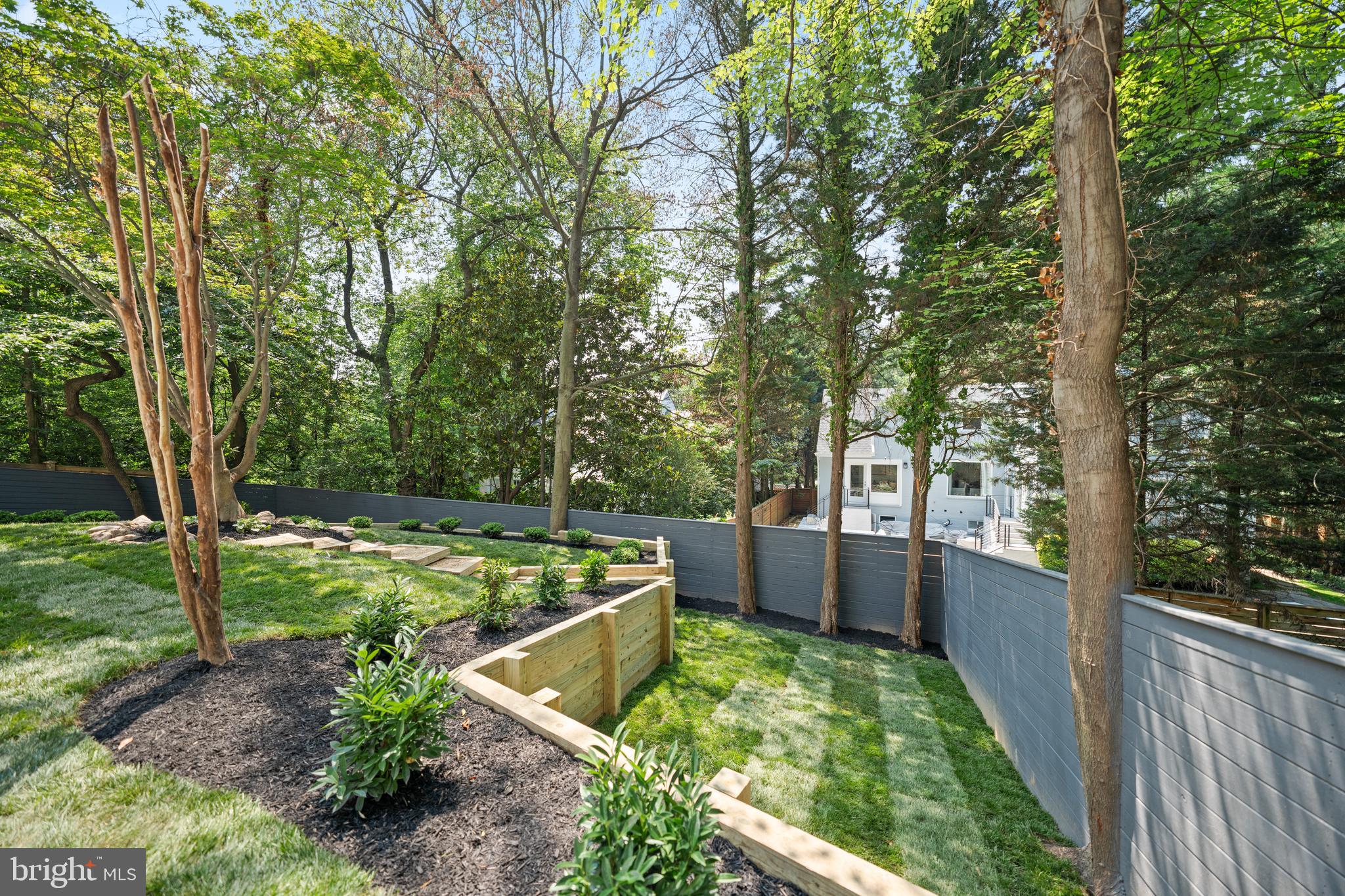 BERKLEY - Residential