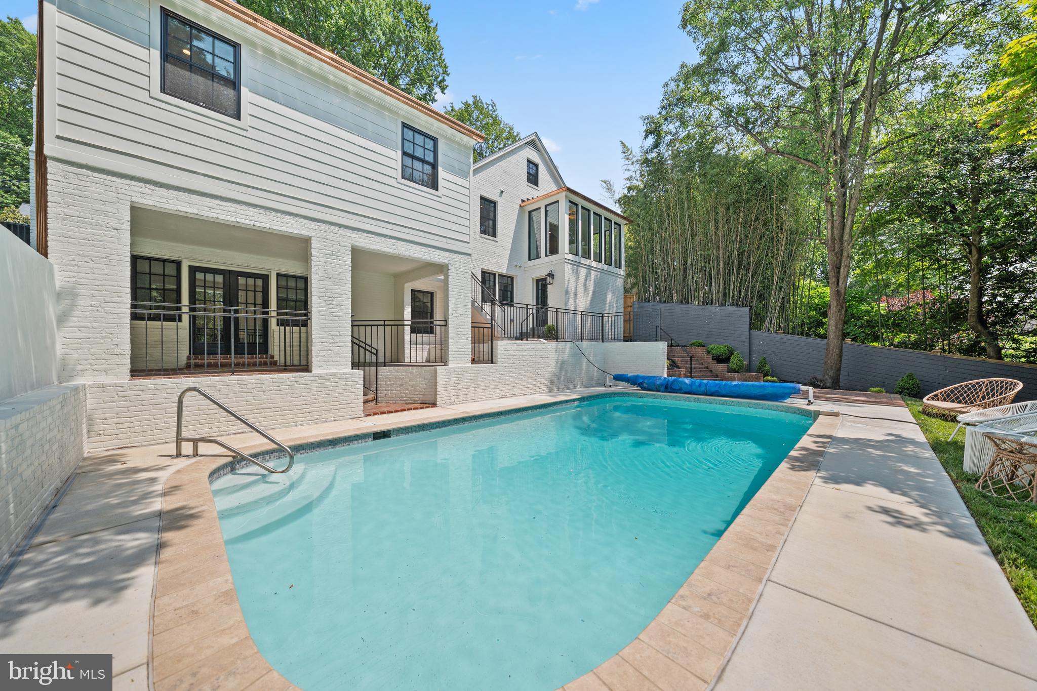 BERKLEY - Residential