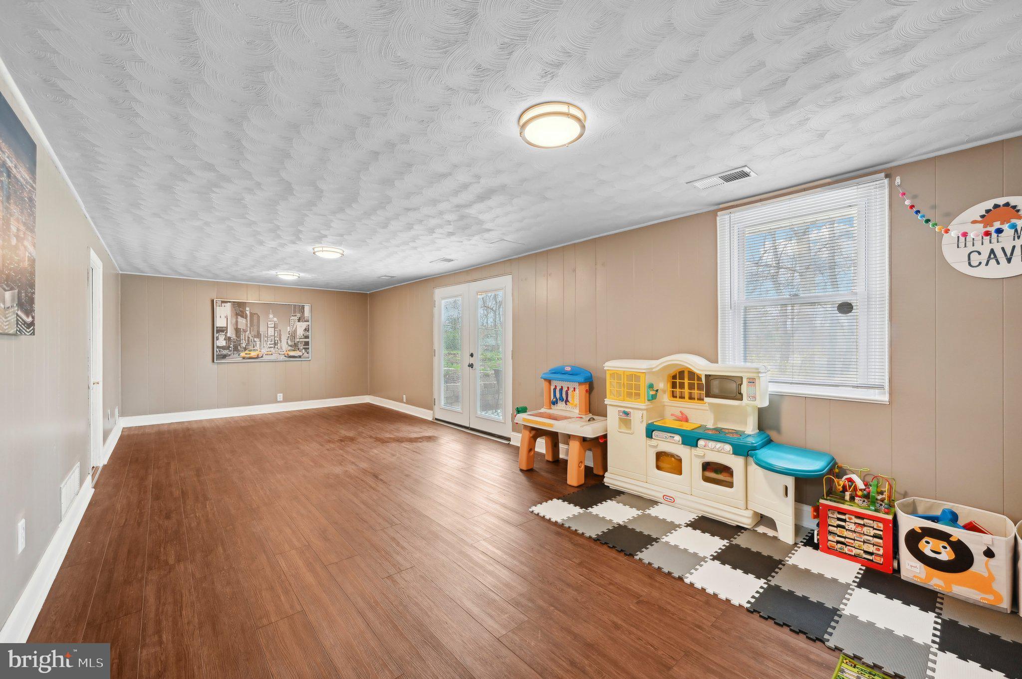 CHARTLEY - Residential
