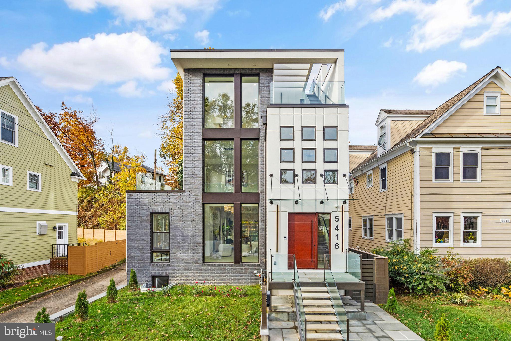 CHEVY CHASE - Residential