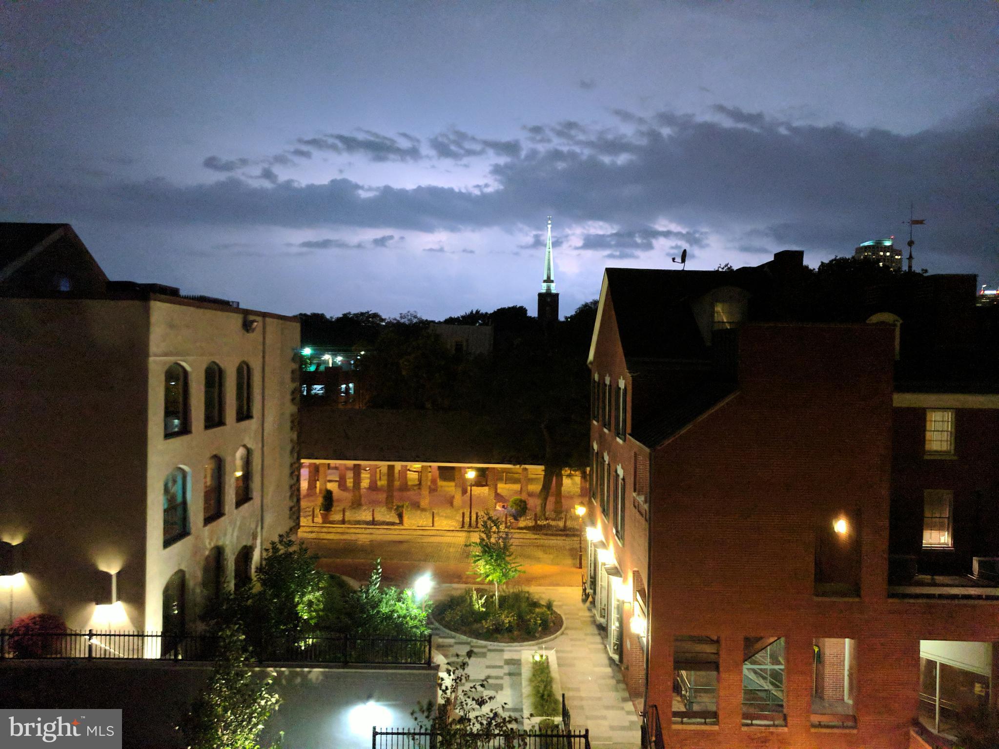 SOCIETY HILL - Residential