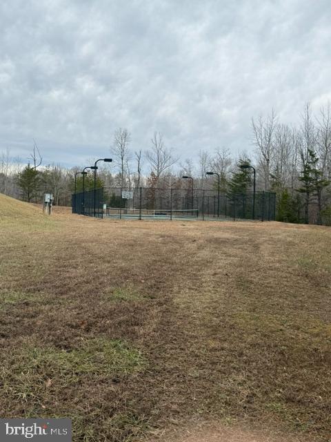 JENNINGS POND - Land