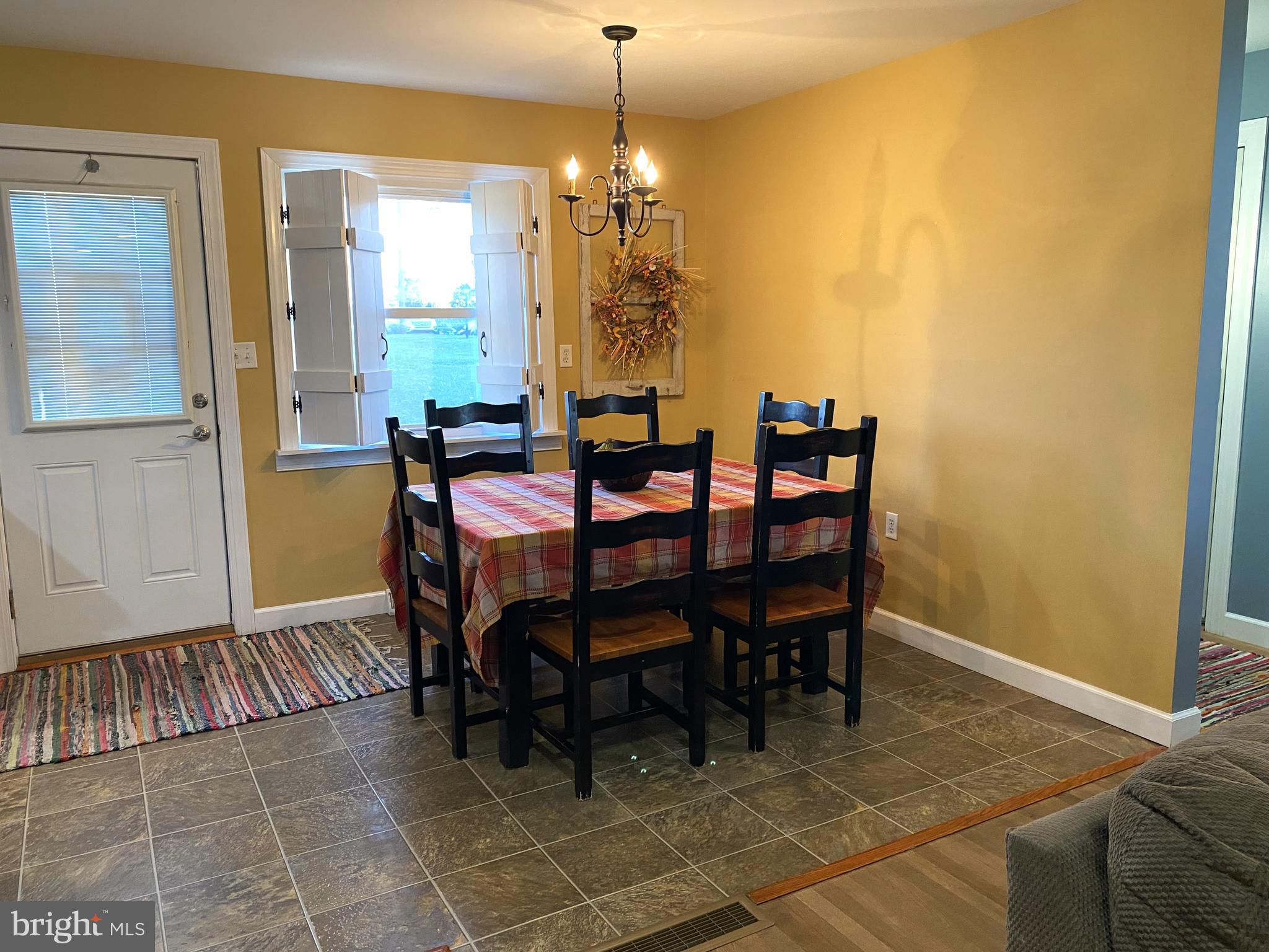 JOHNSON HEIGHTS - Residential
