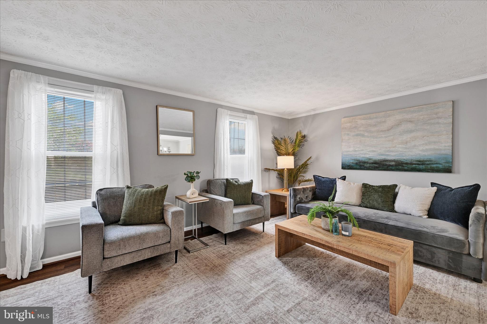 PINEDALE WOODS - Residential