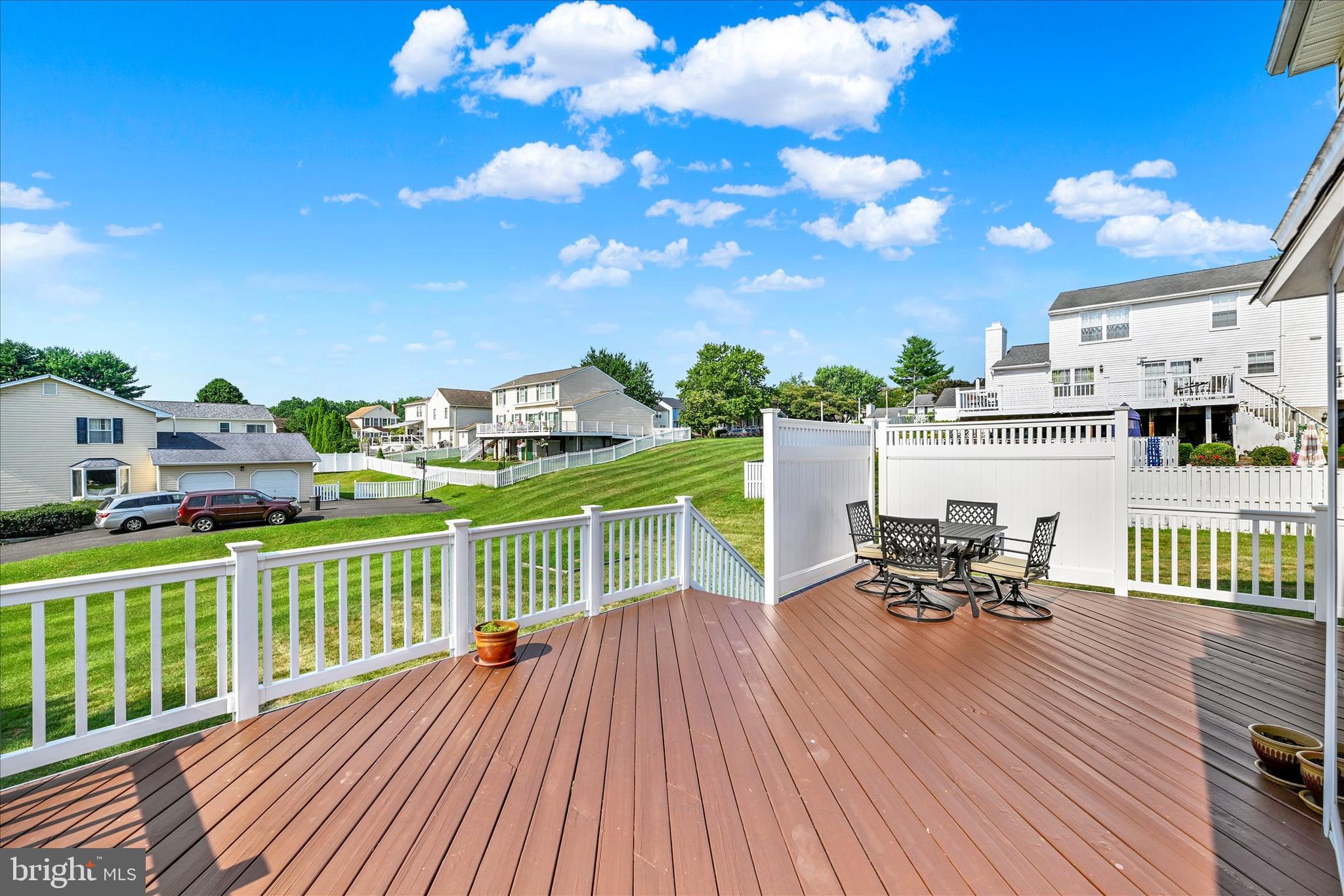 PINEDALE WOODS - Residential