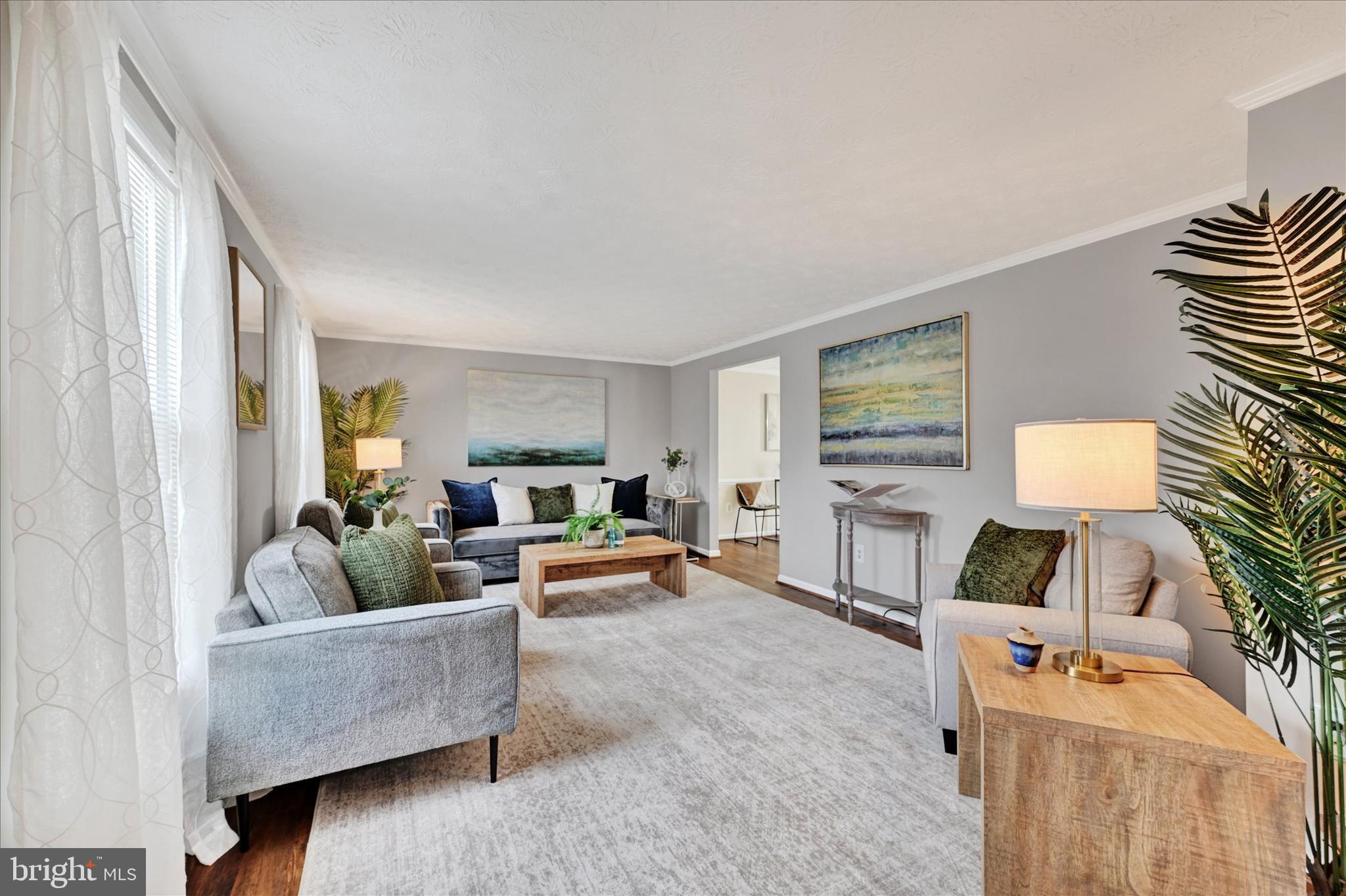 PINEDALE WOODS - Residential