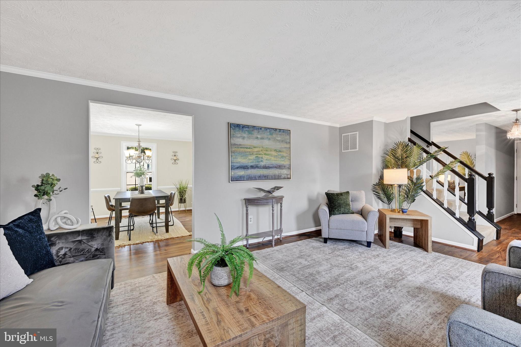 PINEDALE WOODS - Residential