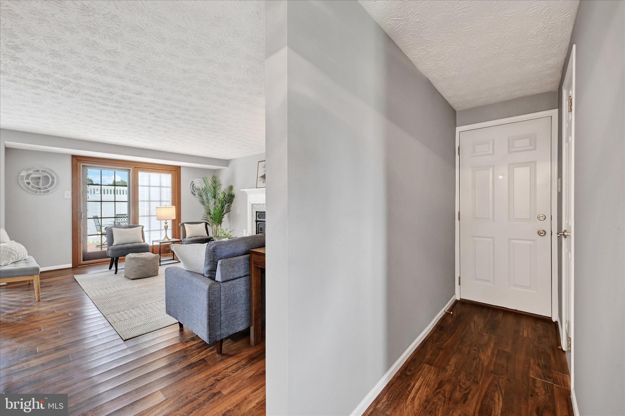 PINEDALE WOODS - Residential