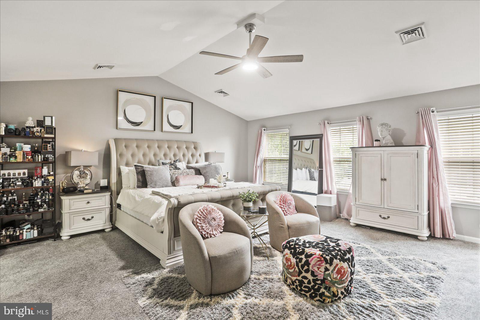 BROWNSTONE MANOR - Residential