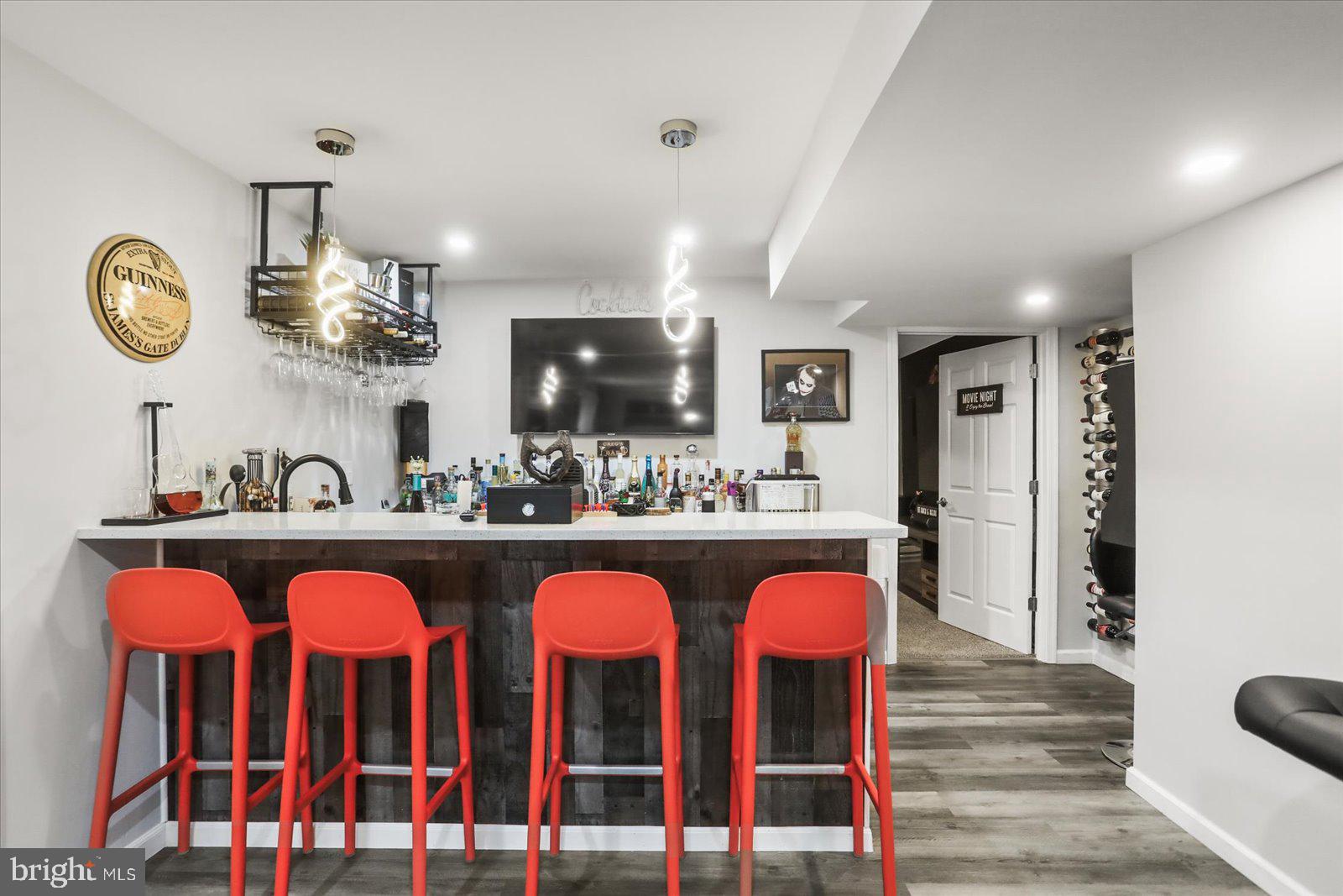 BROWNSTONE MANOR - Residential