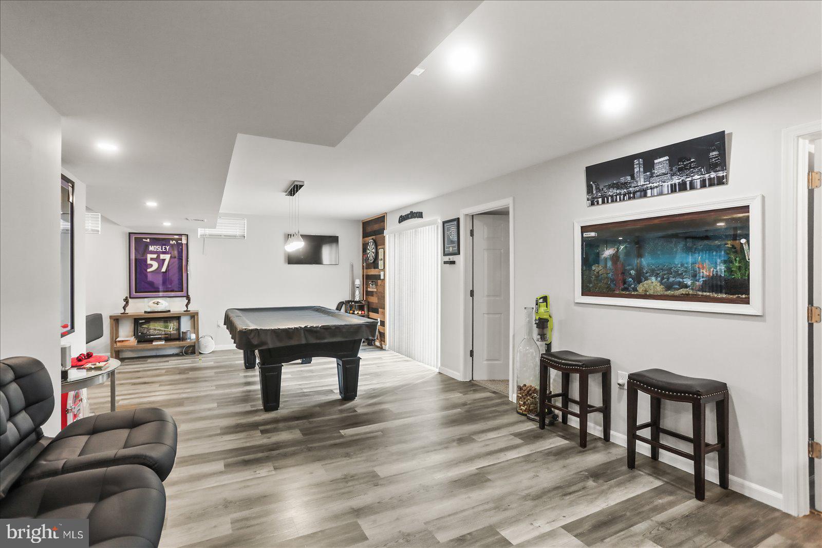 BROWNSTONE MANOR - Residential