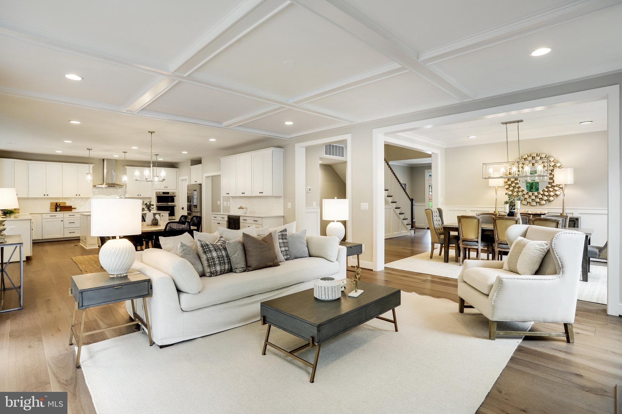PIMMIT HILLS - Residential