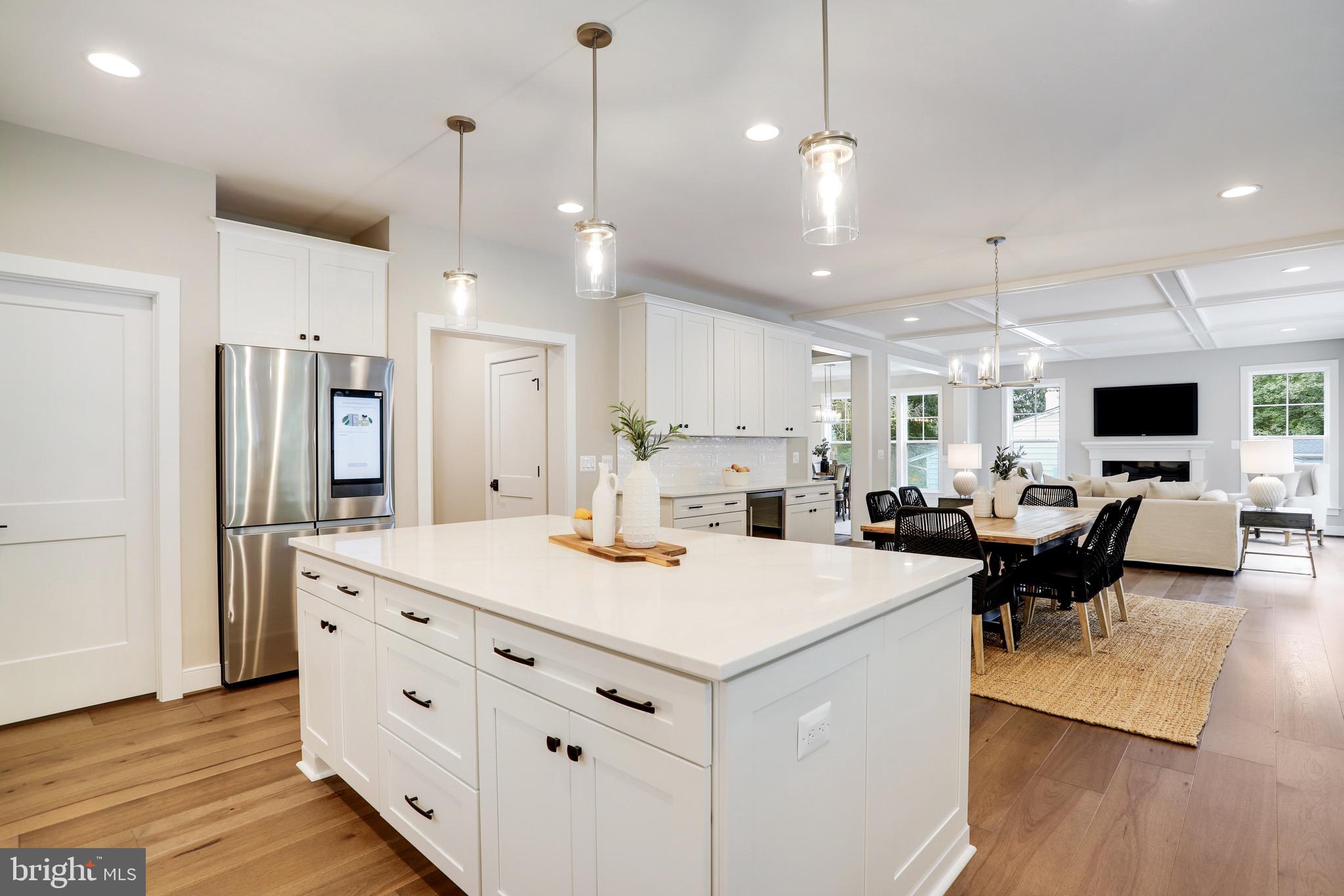 PIMMIT HILLS - Residential