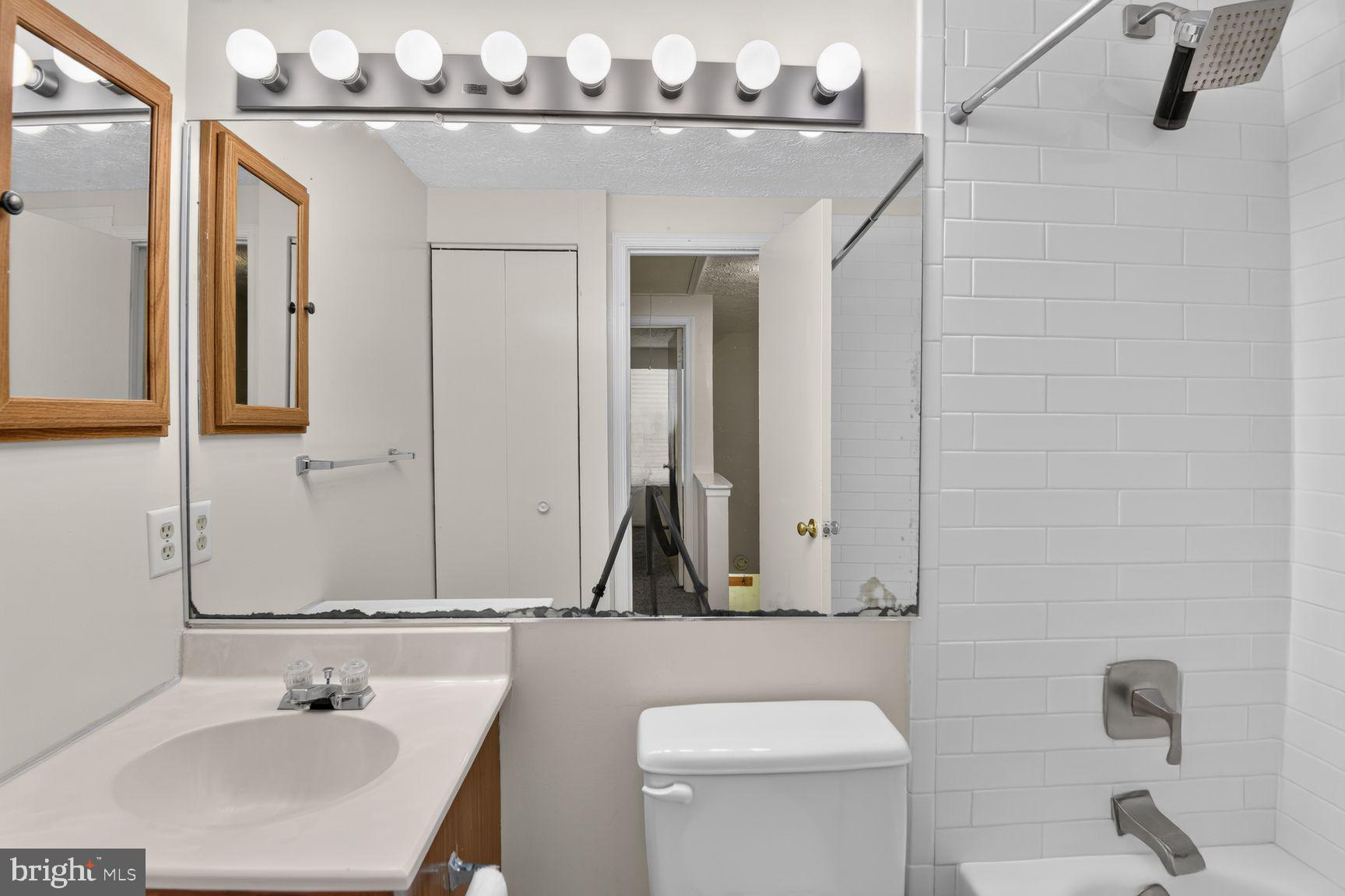 RIDGEVIEW ESTATES ADDITION - Residential