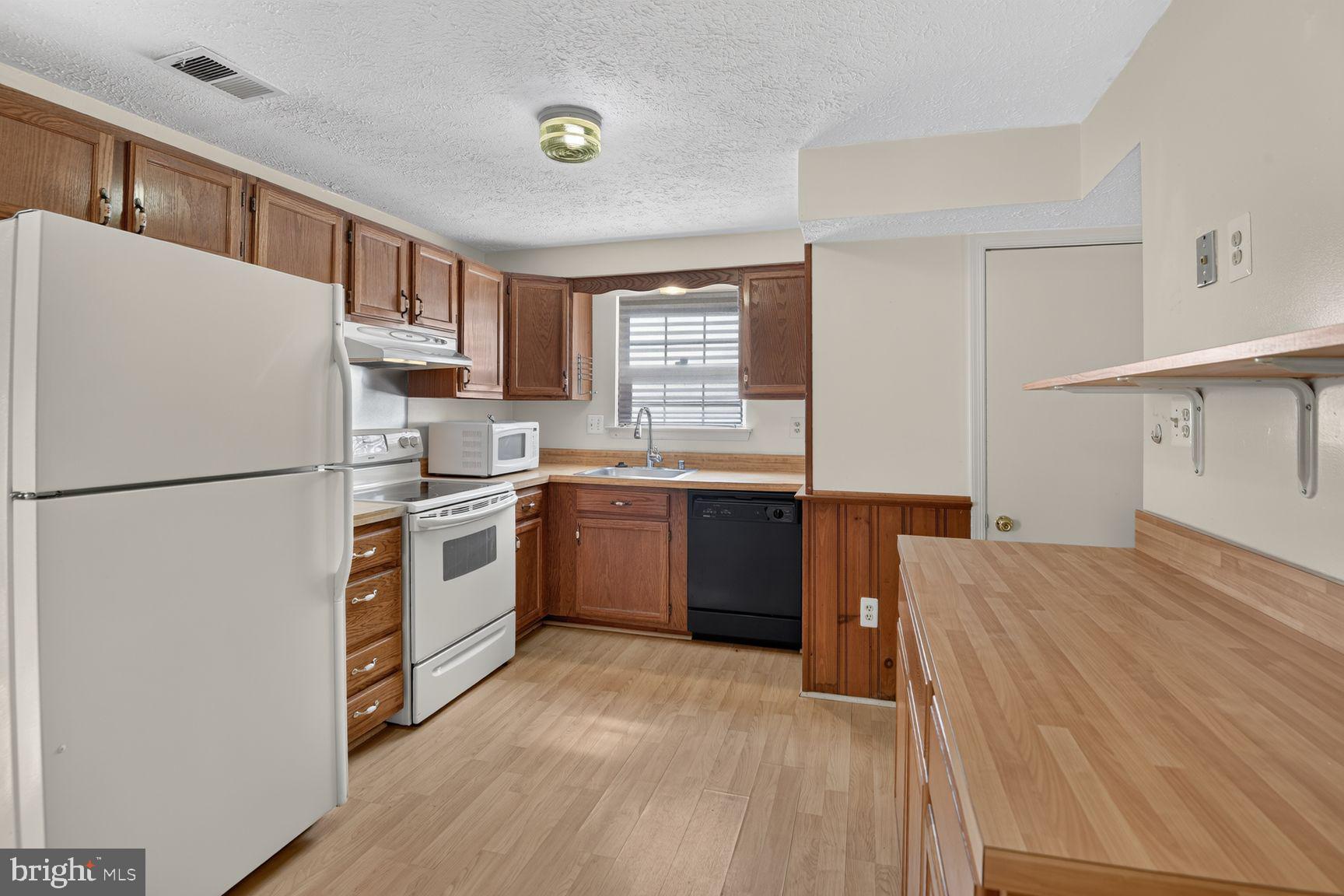 RIDGEVIEW ESTATES ADDITION - Residential