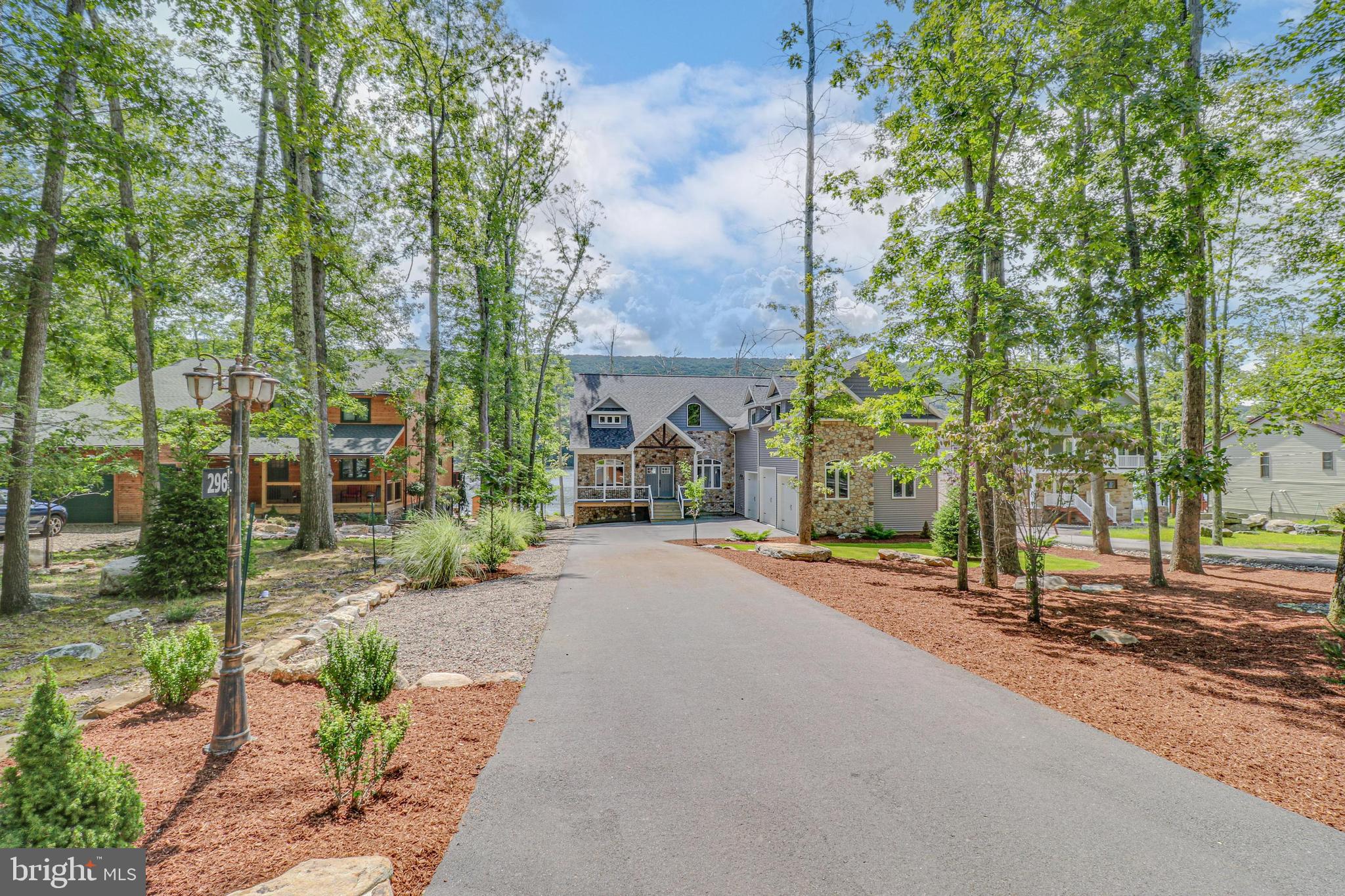 EAGLE ROCK RESORT - Residential