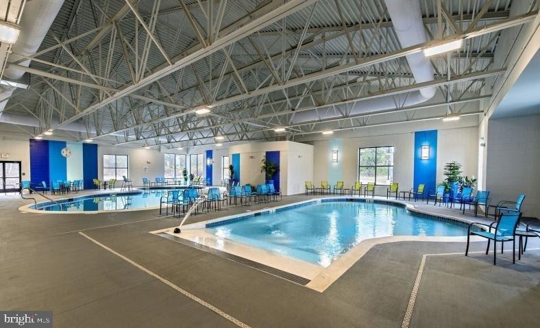EAGLE ROCK RESORT - Residential