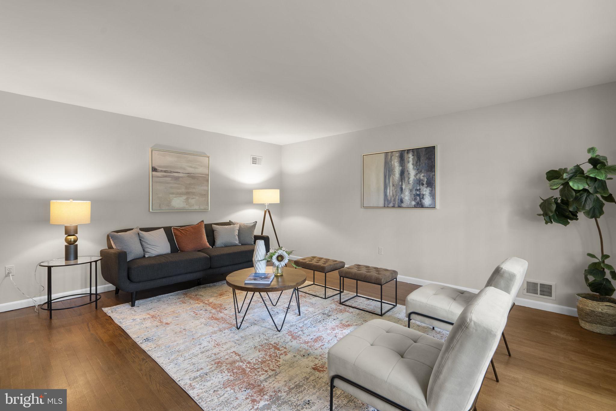 REGENCY ESTATES - Residential