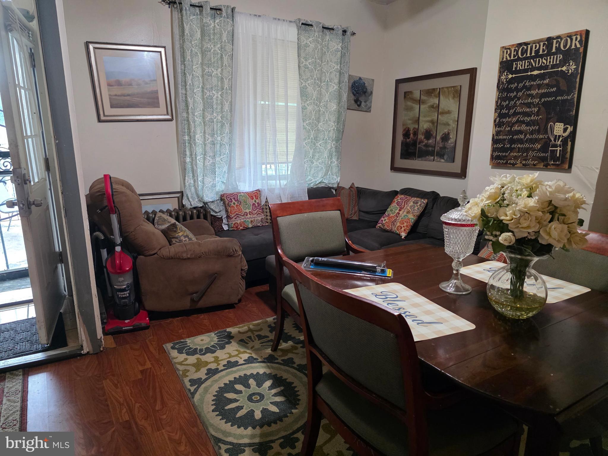 GERMANTOWN (EAST) - Residential