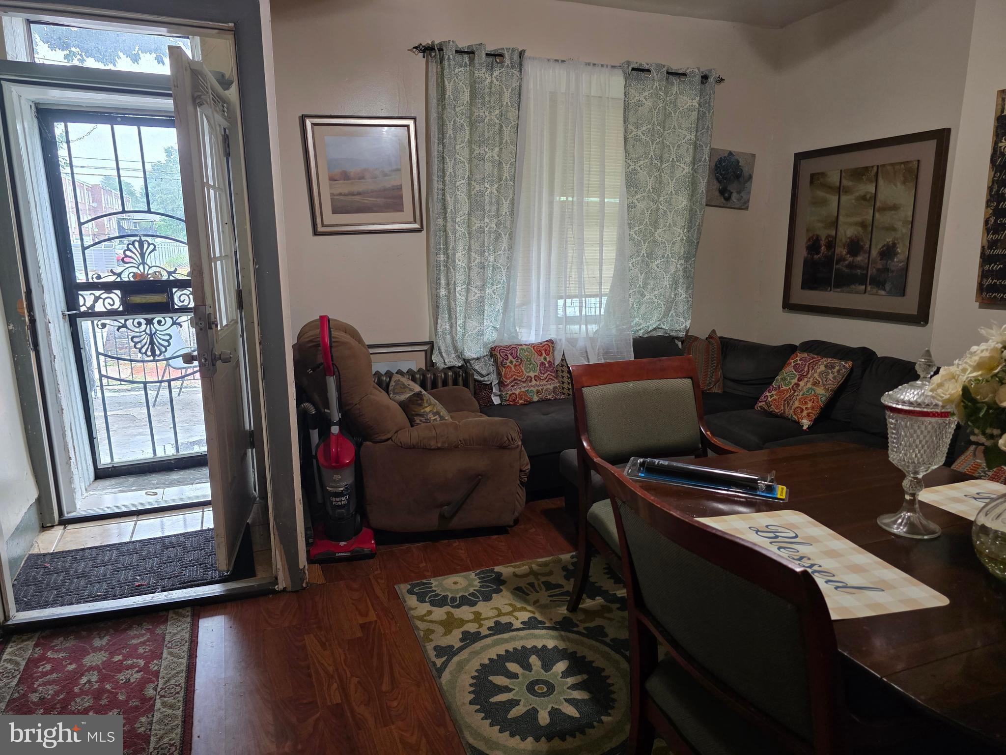 GERMANTOWN (EAST) - Residential