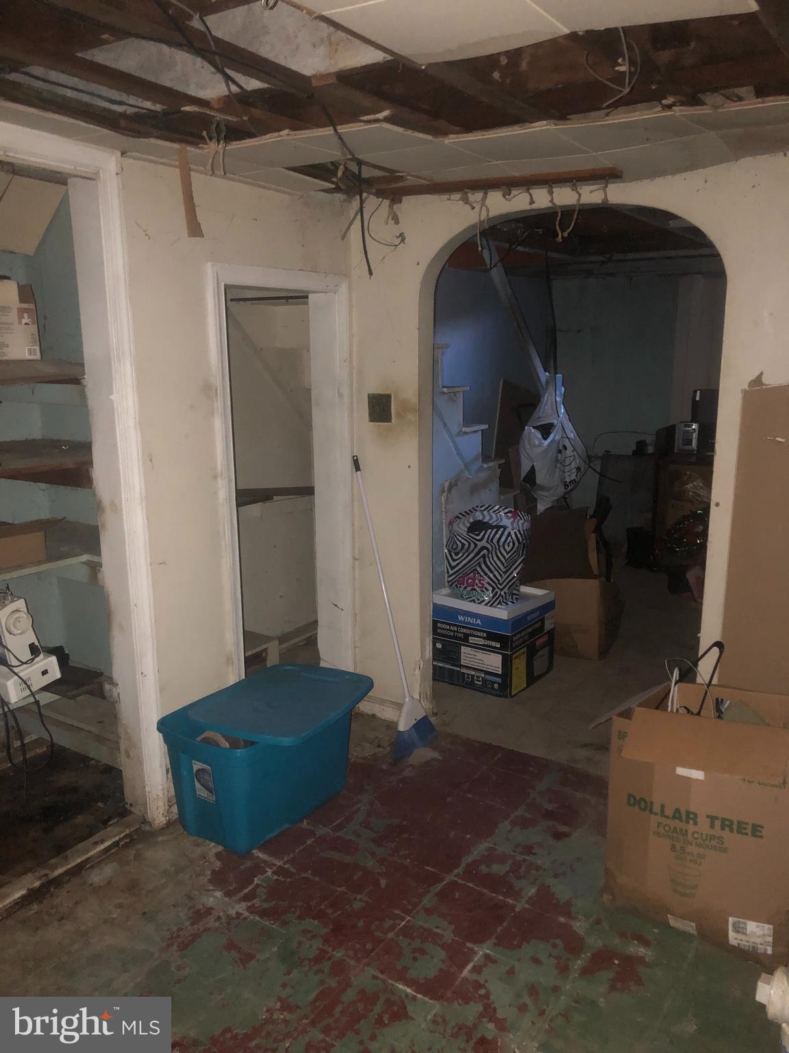 PHILADELPHIA (SOUTHWEST) - Residential