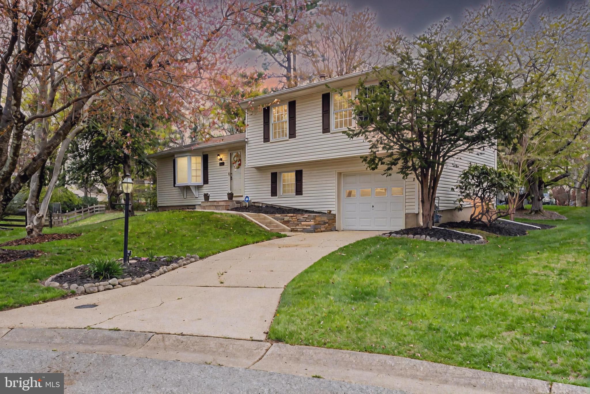 VILLAGE OF LONG REACH - Residential