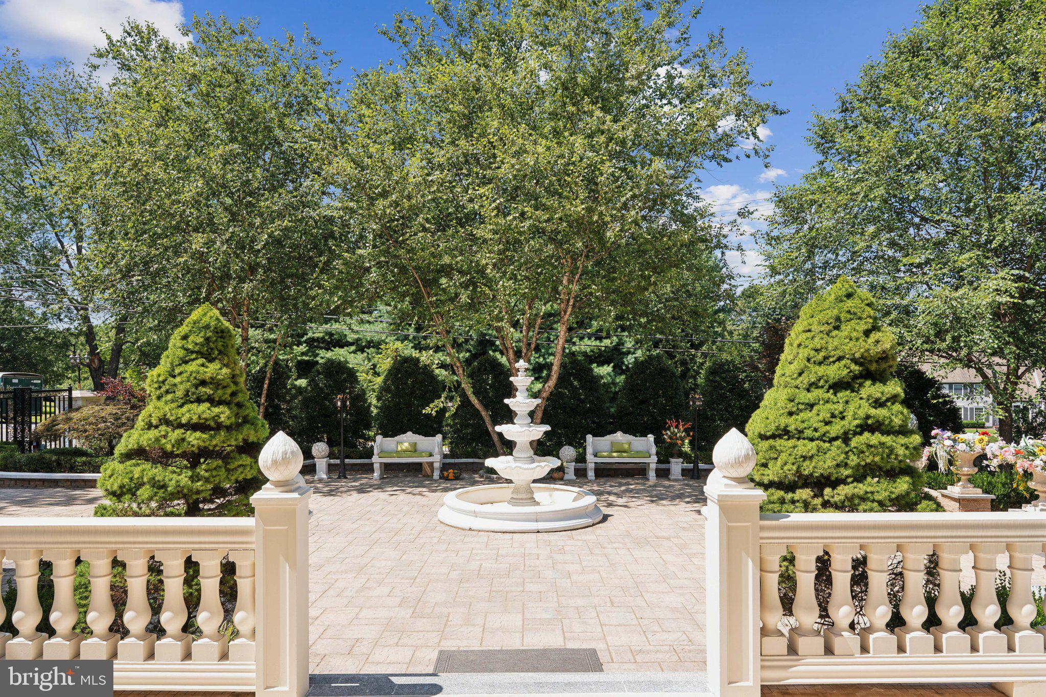 SENECA RIDGE - Residential