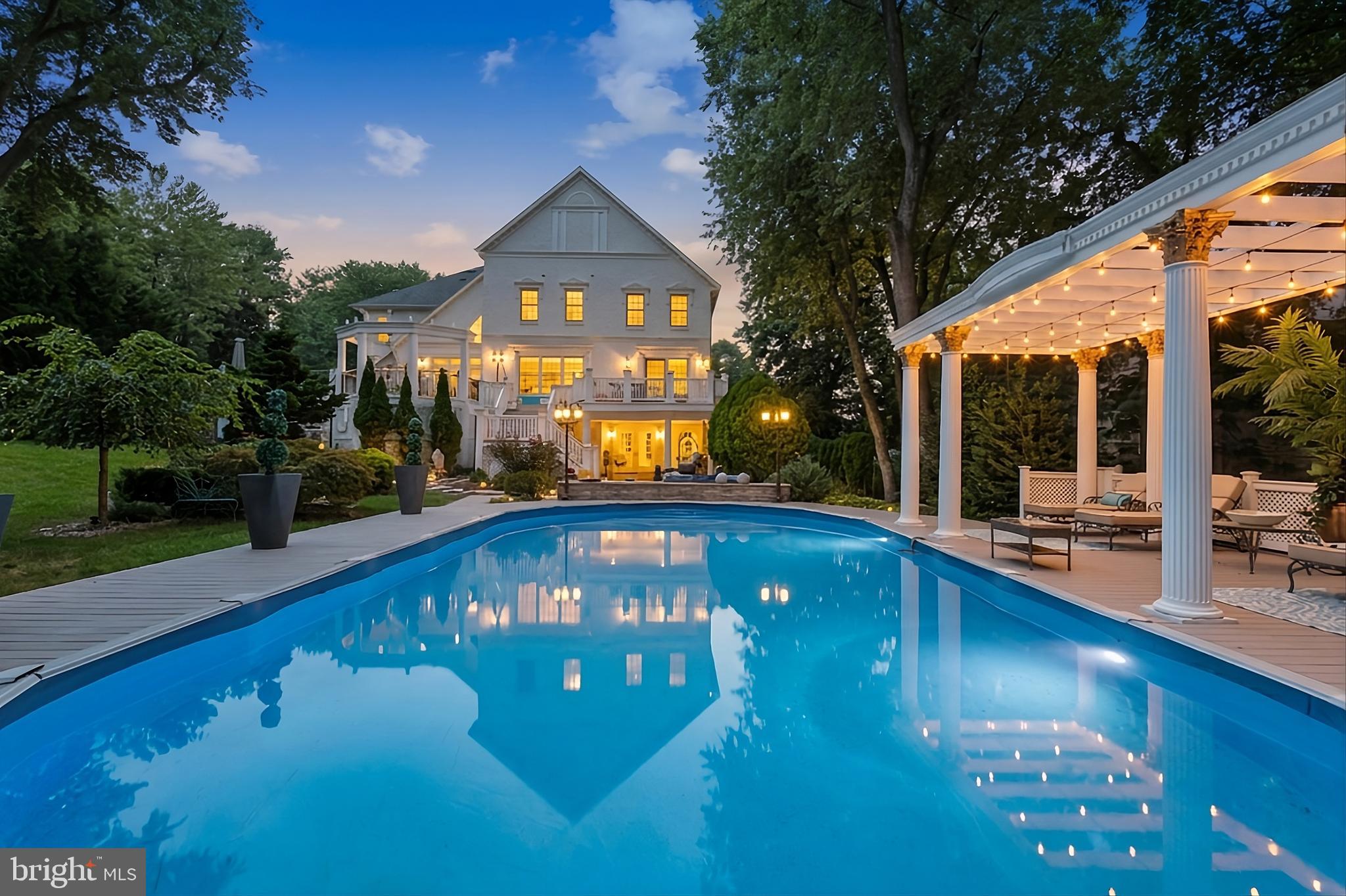 SENECA RIDGE - Residential