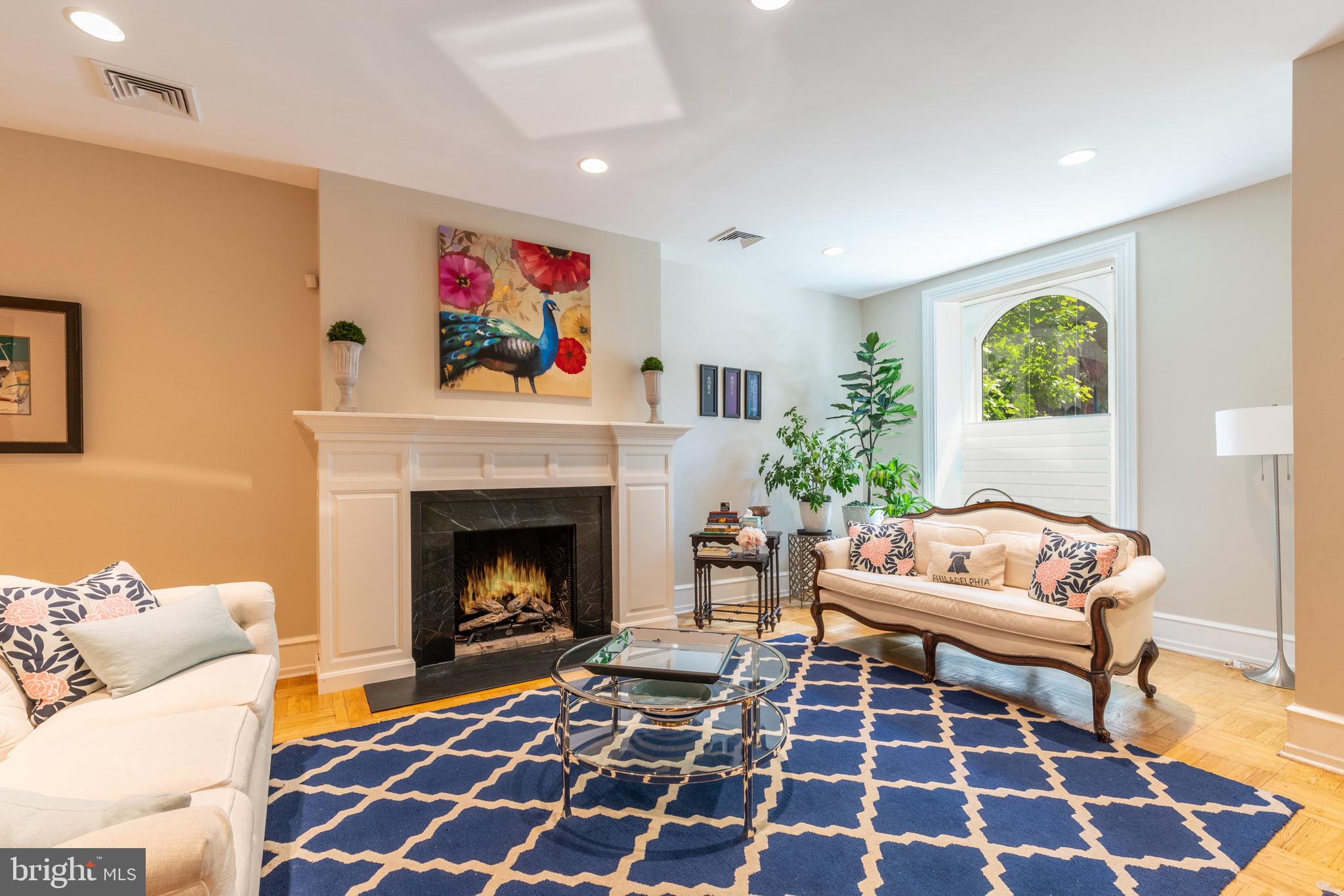 RITTENHOUSE SQUARE - Residential
