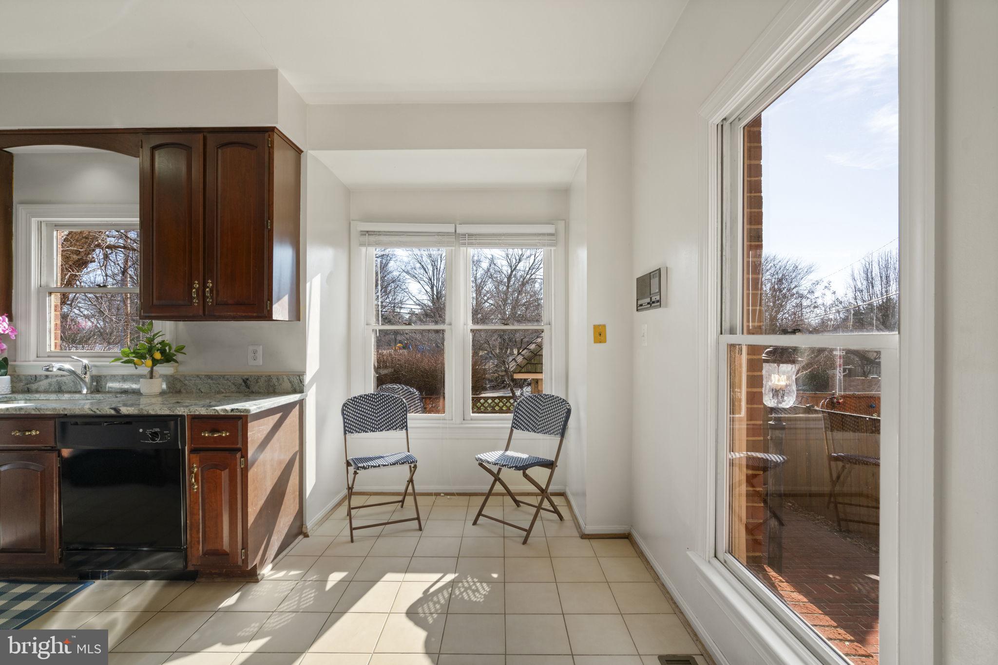 CEDAR CLUSTER TWNHSE - Residential
