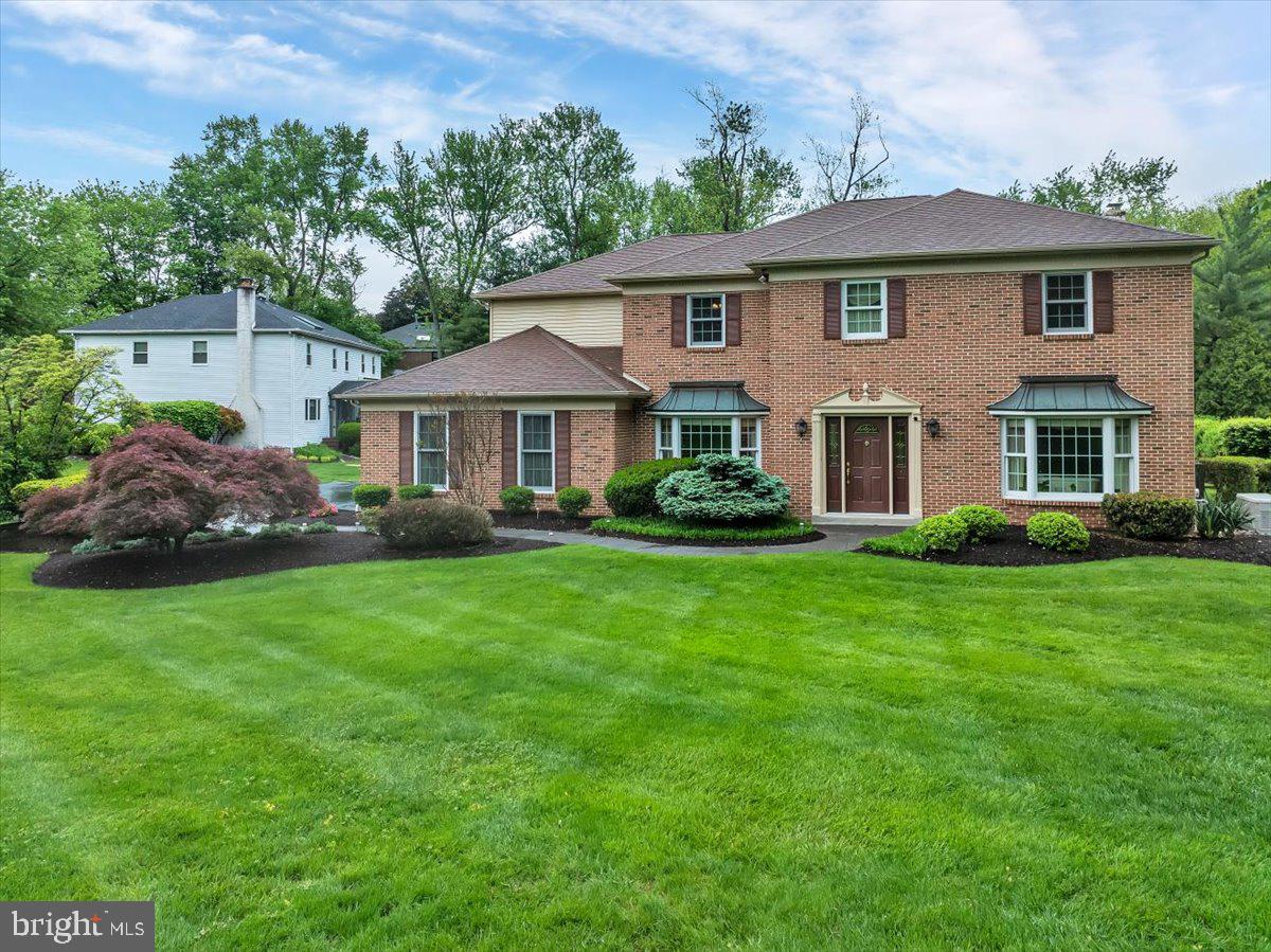 GWYN LYN - Residential