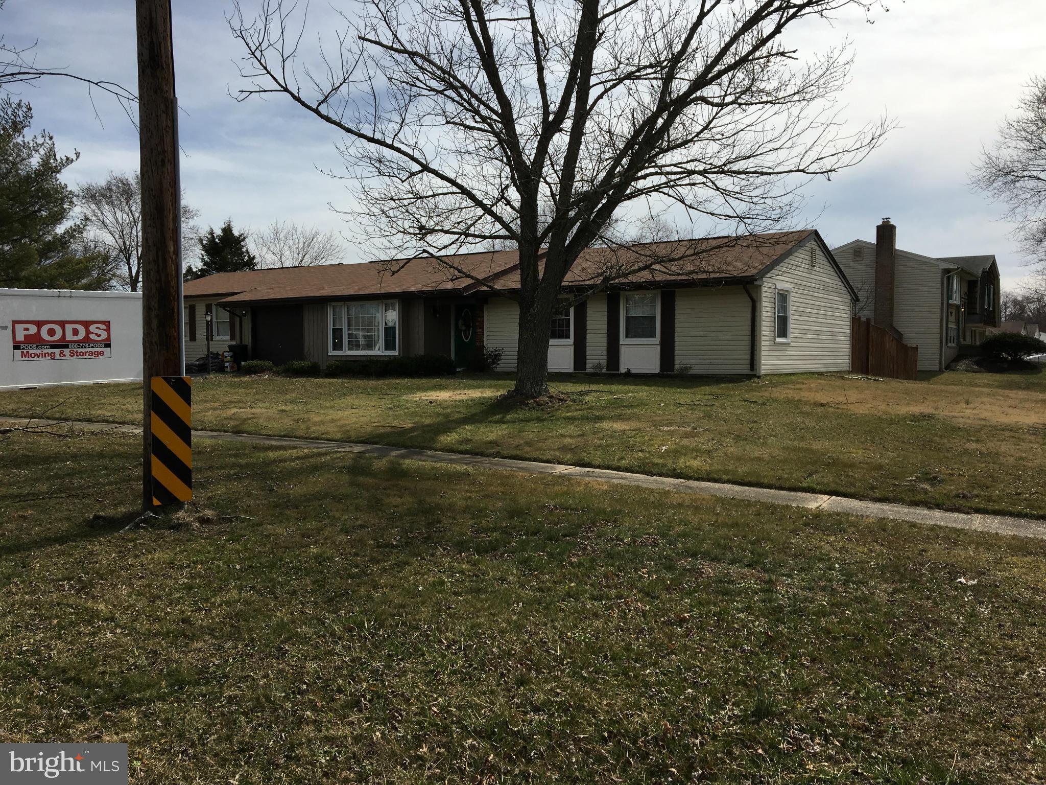 Great home for the money. Has 3 BR and 2 full baths PLUS a full apartment with BR, BTH, Kitchen and LR. Can use as rental or in-law apartment. Apartment has it's own outside entrance. No HOA to contend with either. Nice fenced in back yard and lot is a corner lot with over a quarter acre. Close to everything and easy to avoid the Waldorf traffic. Last 6 photos are the APARTMENT  Better hurry !!!