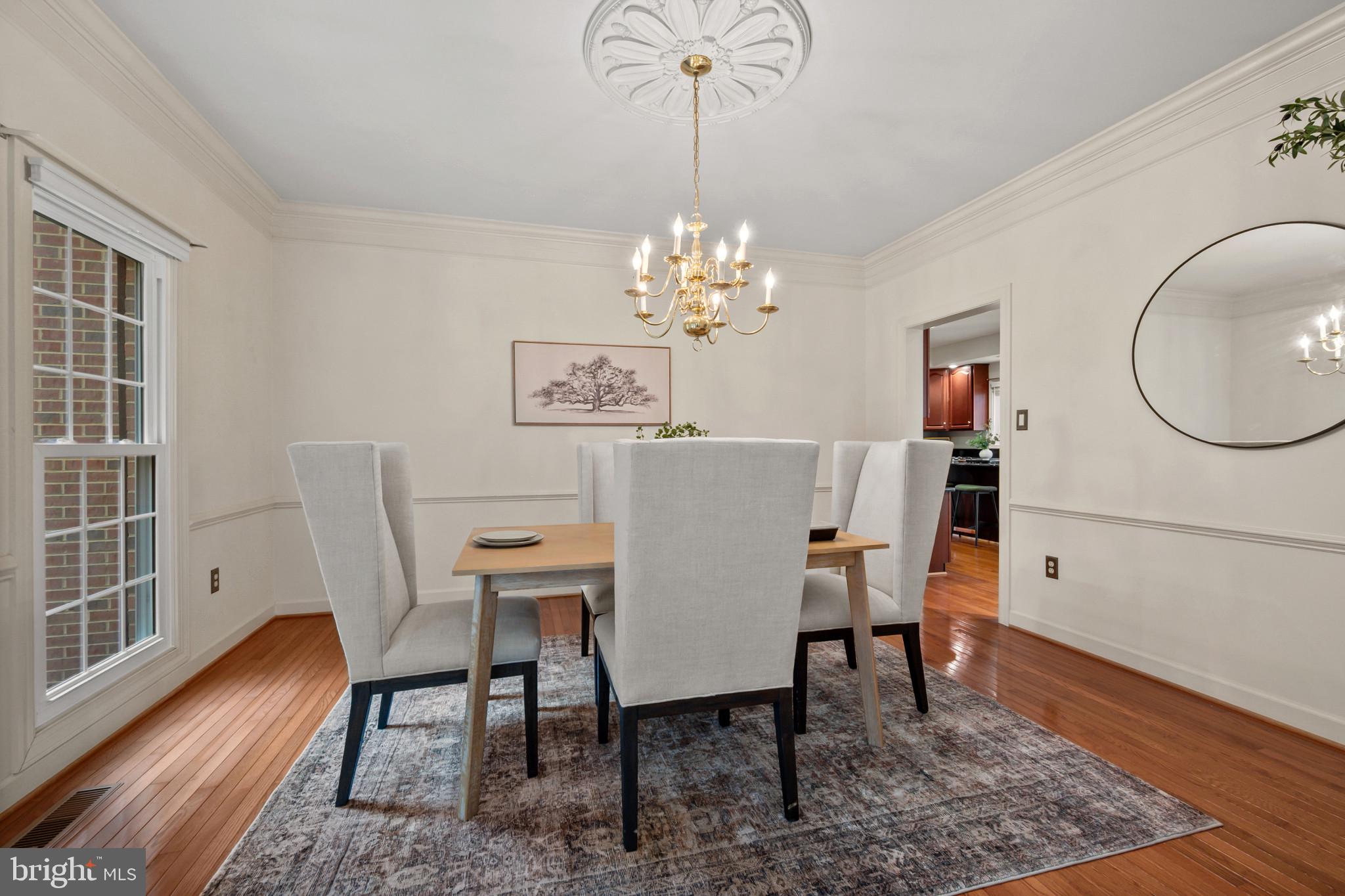 QUINCE ORCHARD KNOLLS - Residential